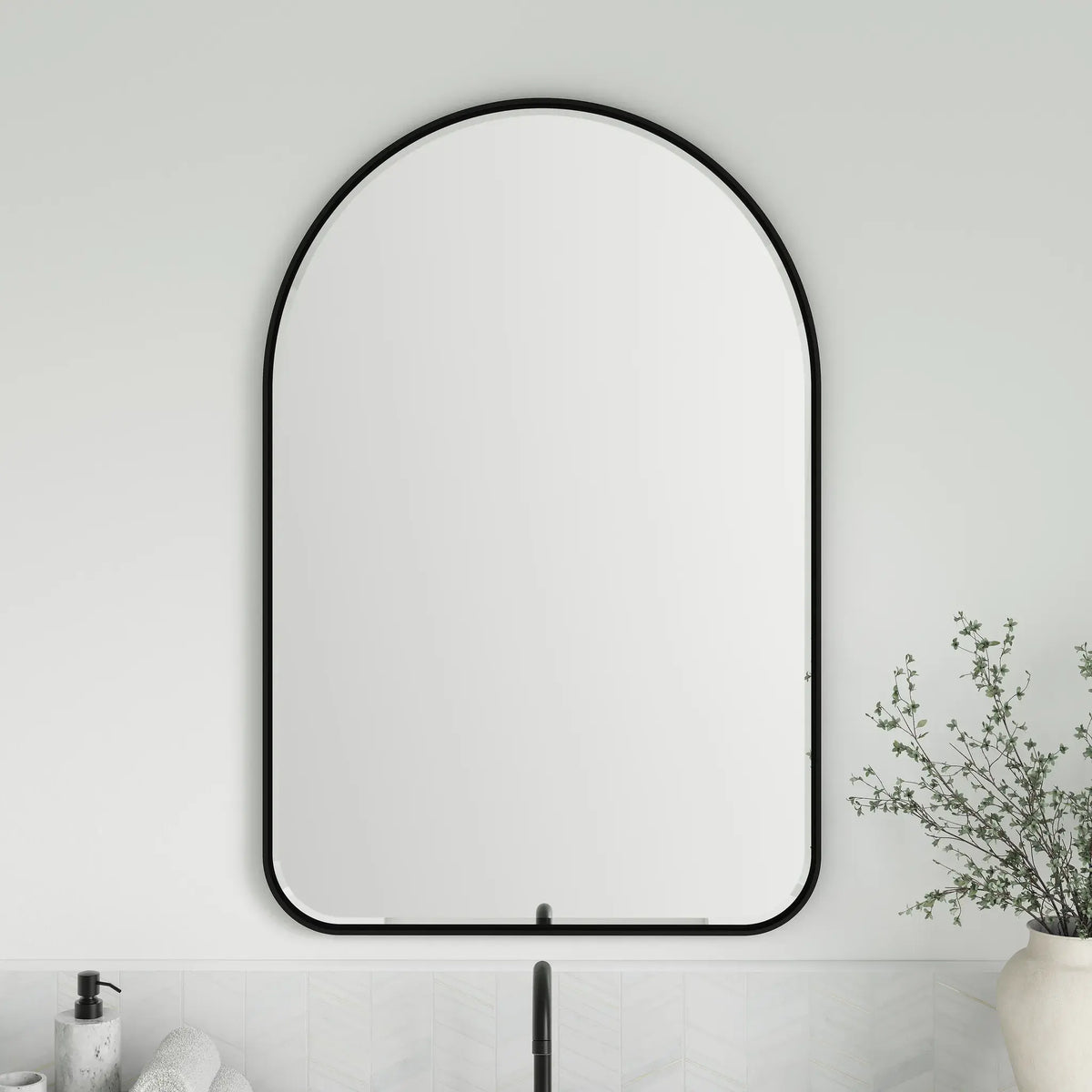 24 Inch Rohe Arched Mirror - Matte Black Image 2