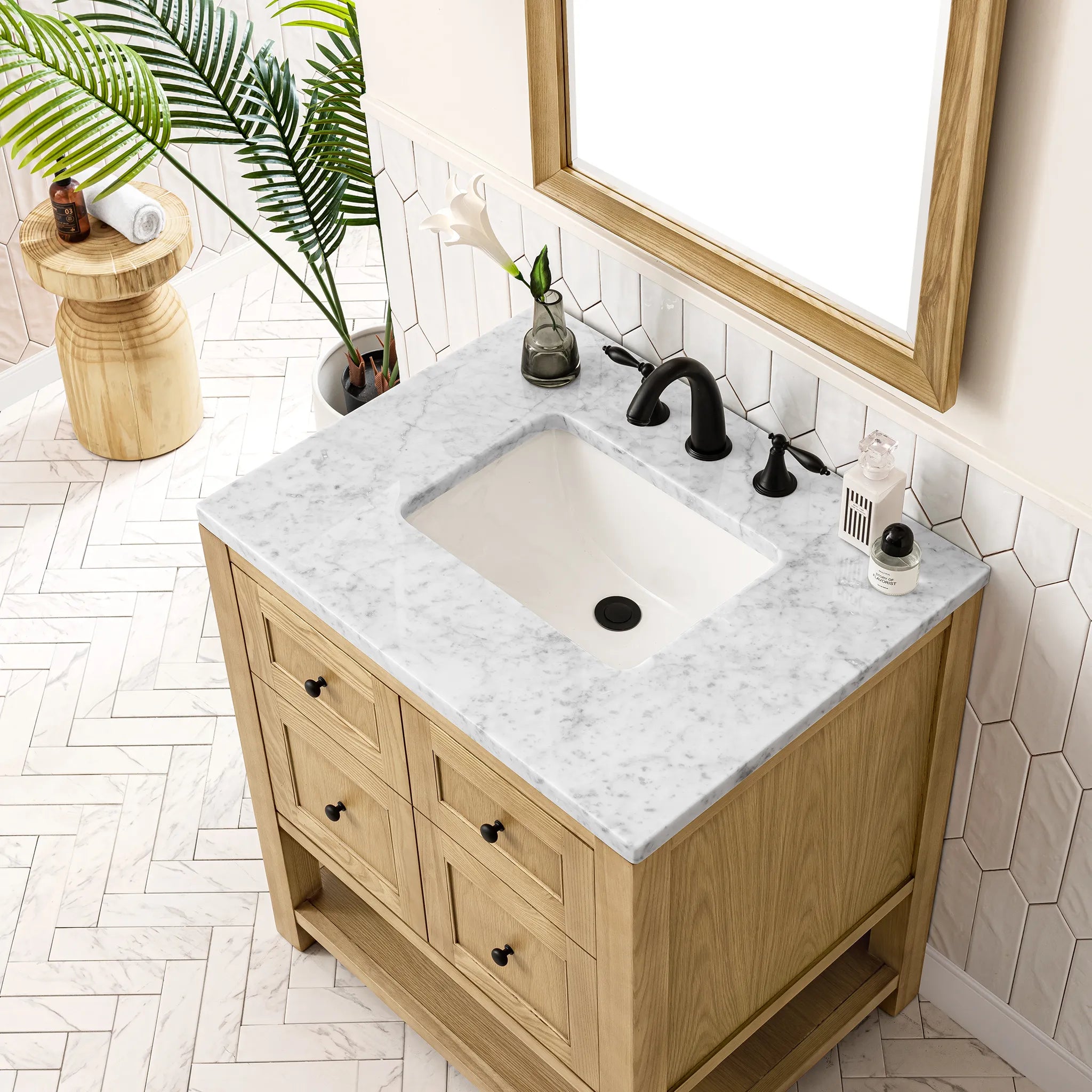 30" Breckenridge Single Vanity in Light Natural Oak-Carrara White Marble-8" Widespread image 3