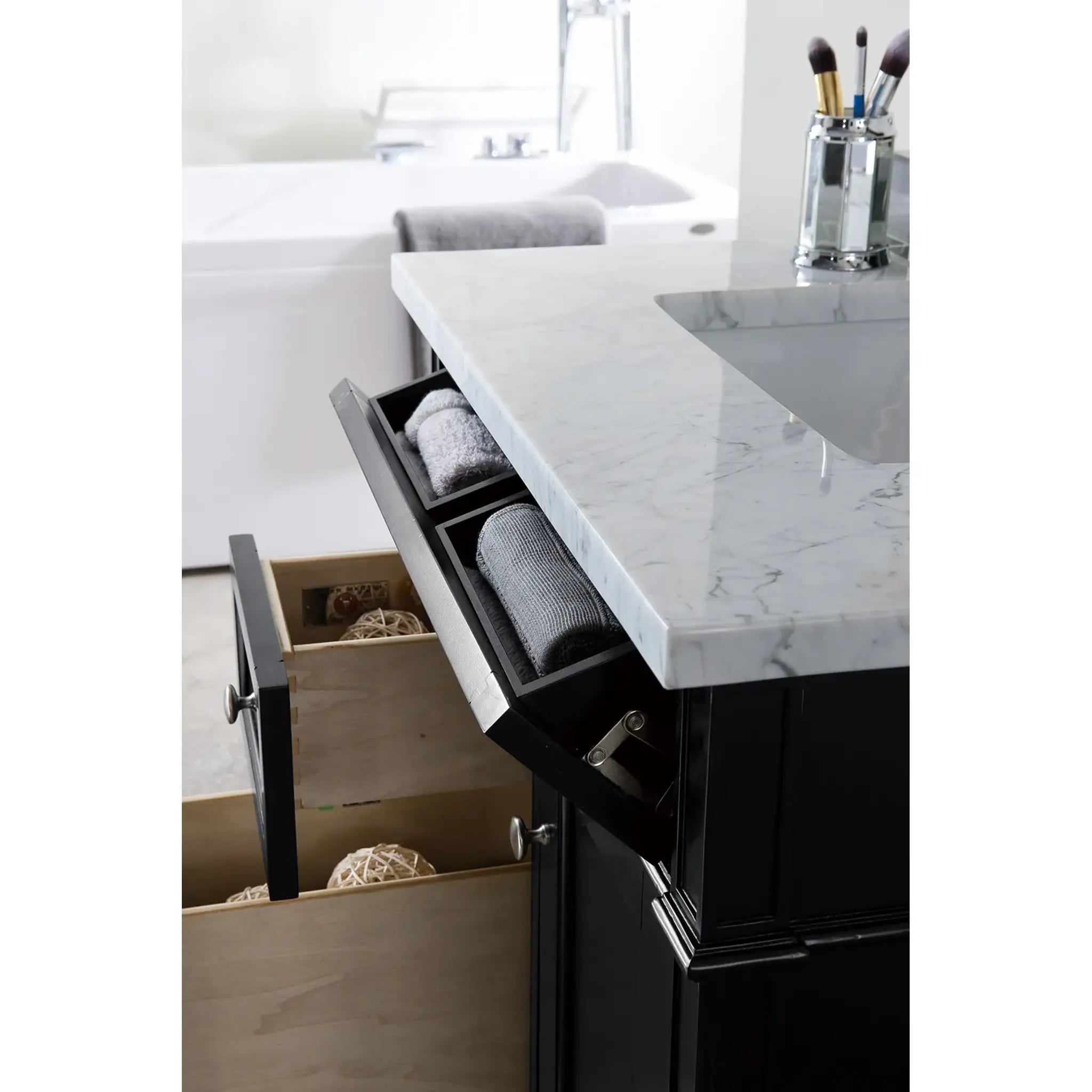 30" Brittany Single Vanity in Black Onyx-Carrara White Marble-8" Widespread image 5