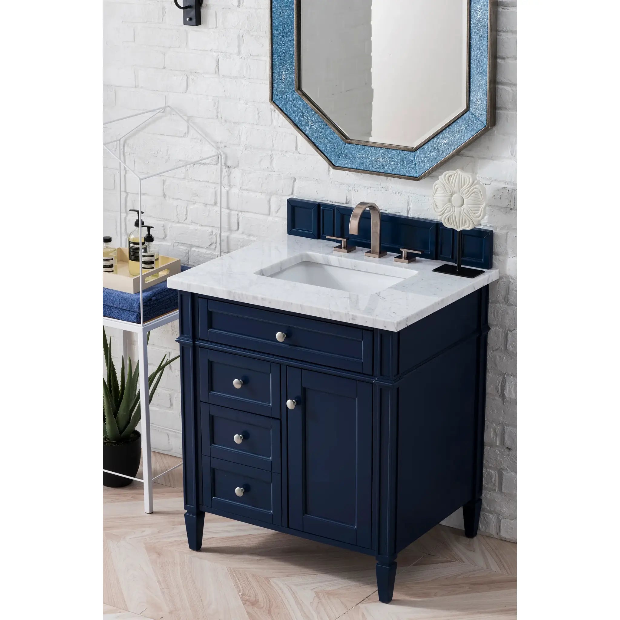 30" Brittany Single Vanity in Victory Blue-Carrara White Marble-8" Widespread image 2