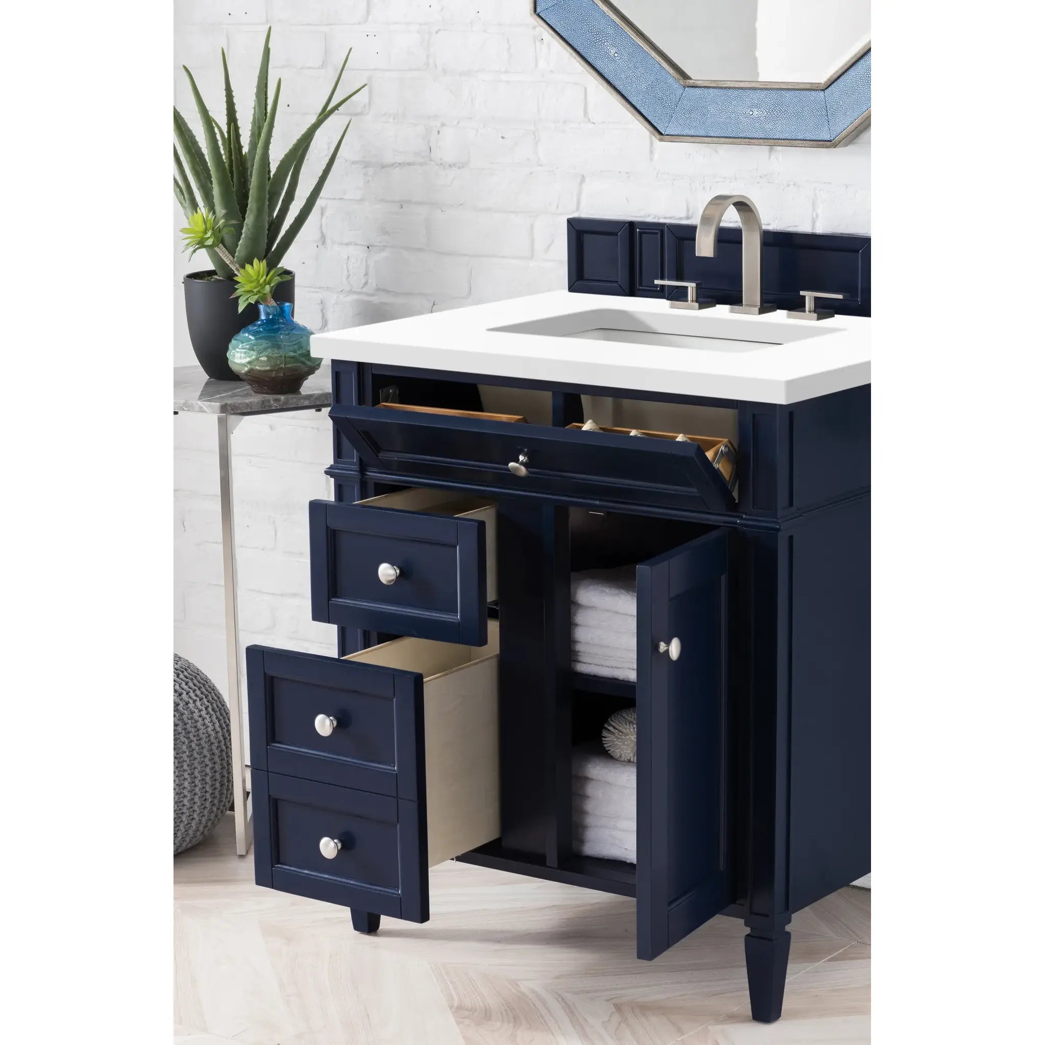 30" Brittany Single Vanity in Victory Blue-White Zeus Silestone-8" Widespread image 2