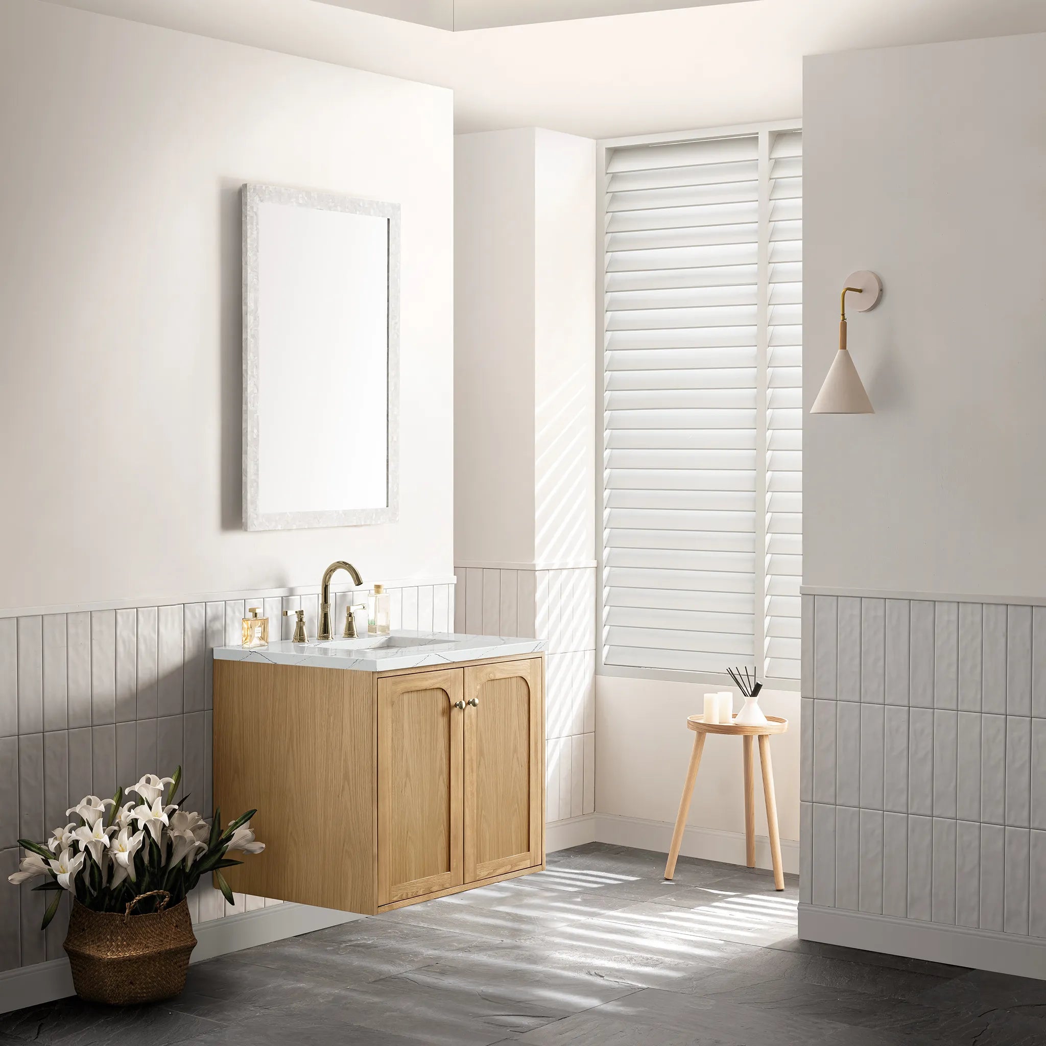 30" Laurent Single Vanity in Light Natural Oak-Ethereal Noctis Silestone-8" Widespread image 5