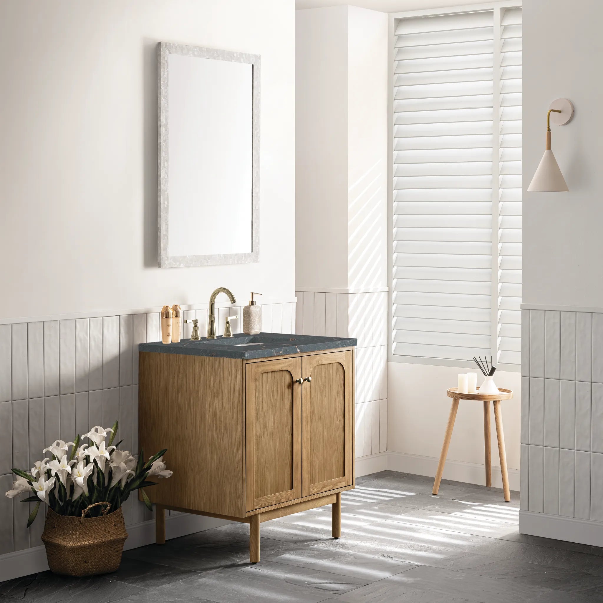 30" Laurent Single Vanity in Light Natural Oak-Parisien Bleu Silestone-8" Widespread image 4