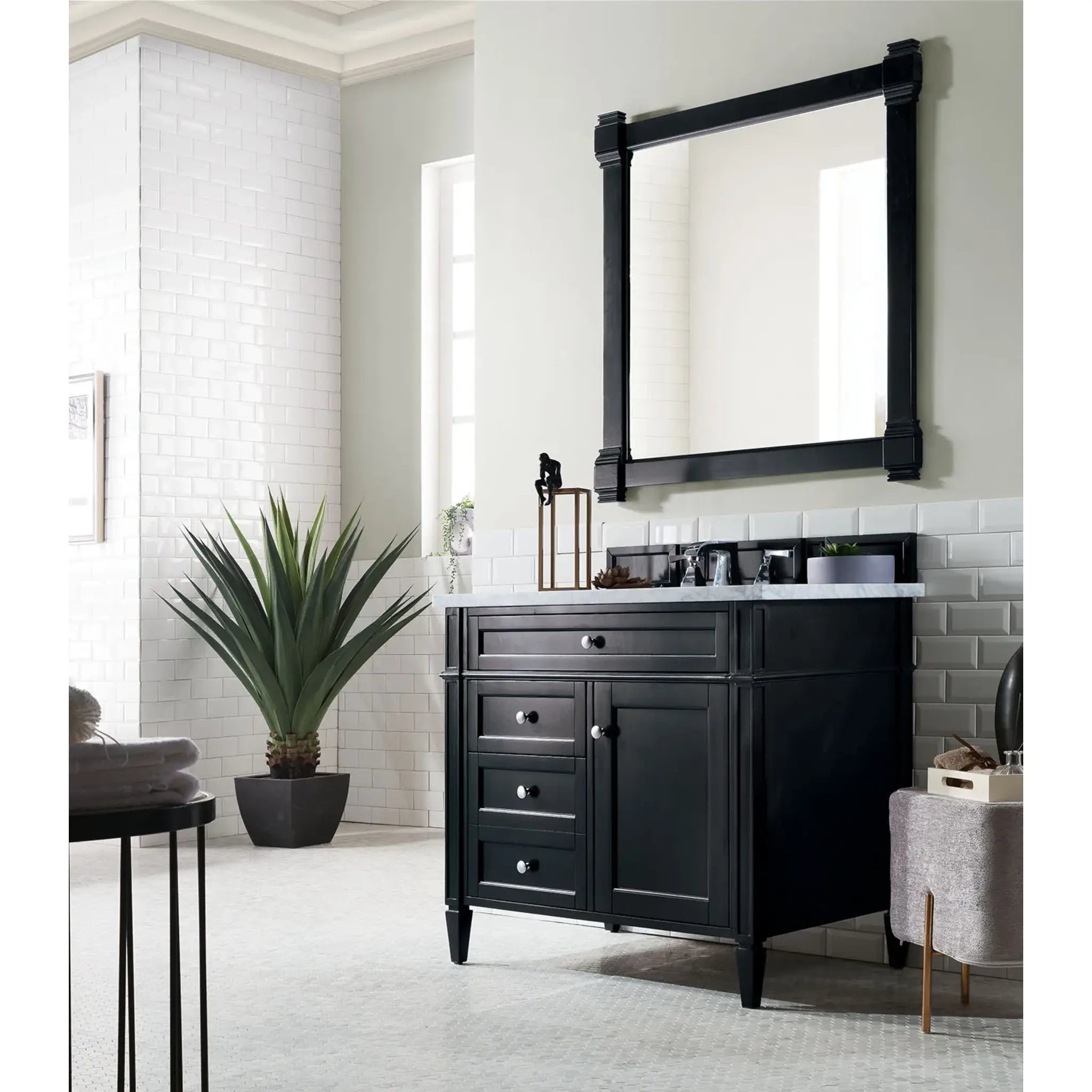 36" Brittany Single Vanity in Black Onyx-Carrara White Marble-8" Widespread image 2