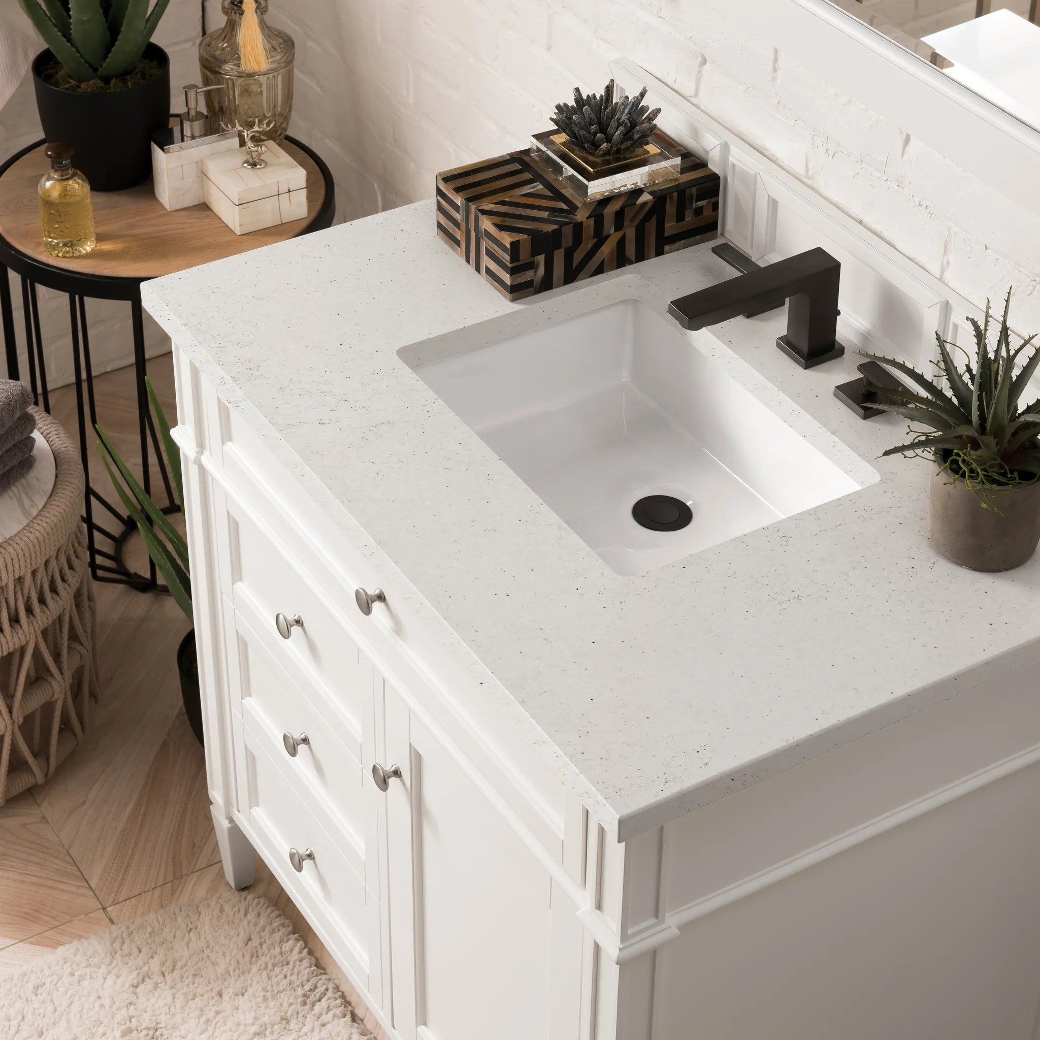36" Brittany Single Vanity in Bright White-Lime Delight Silestone-8" Widespread image 4