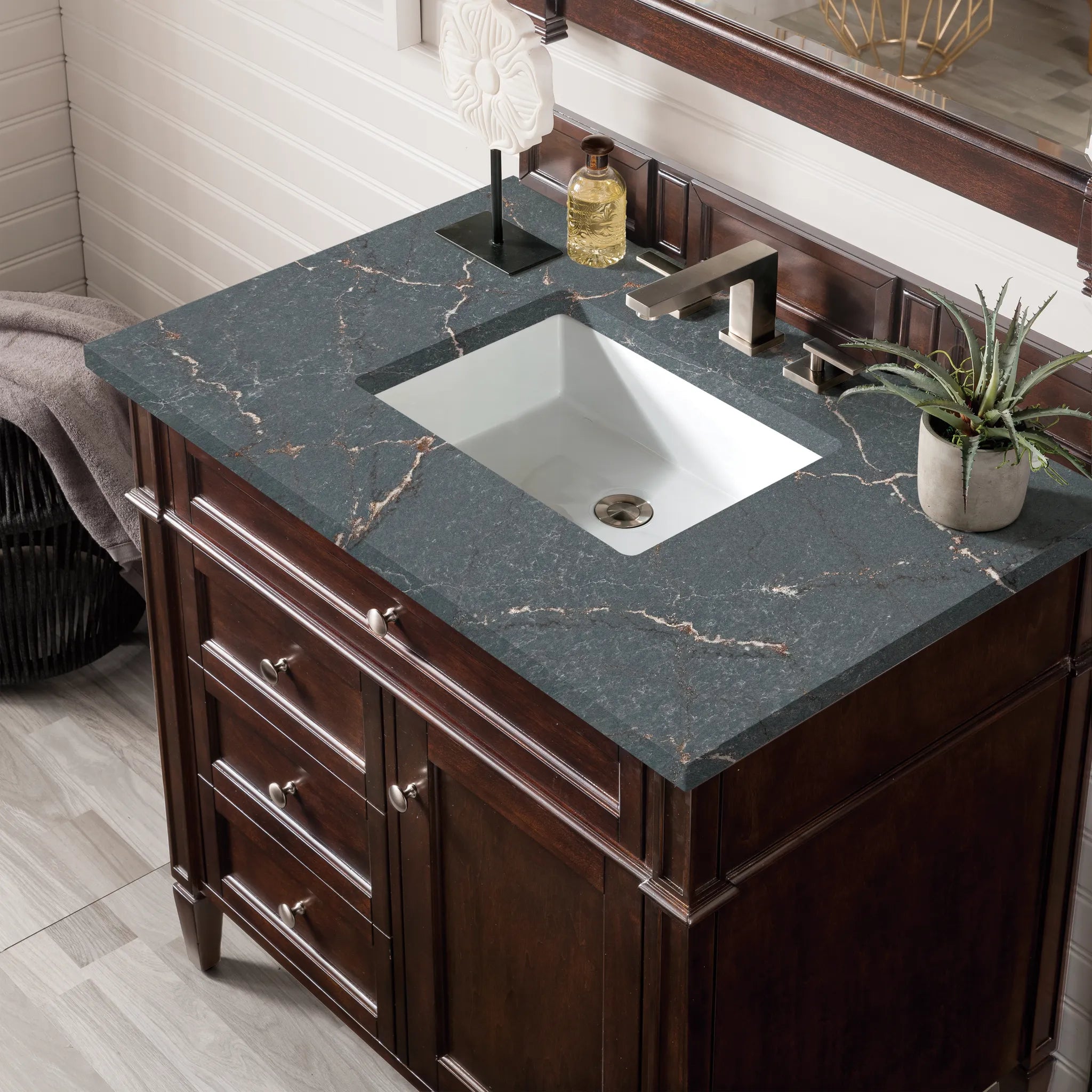 36" Brittany Single Vanity in Burnished Mahogany-Parisien Bleu Silestone-8" Widespread image 4