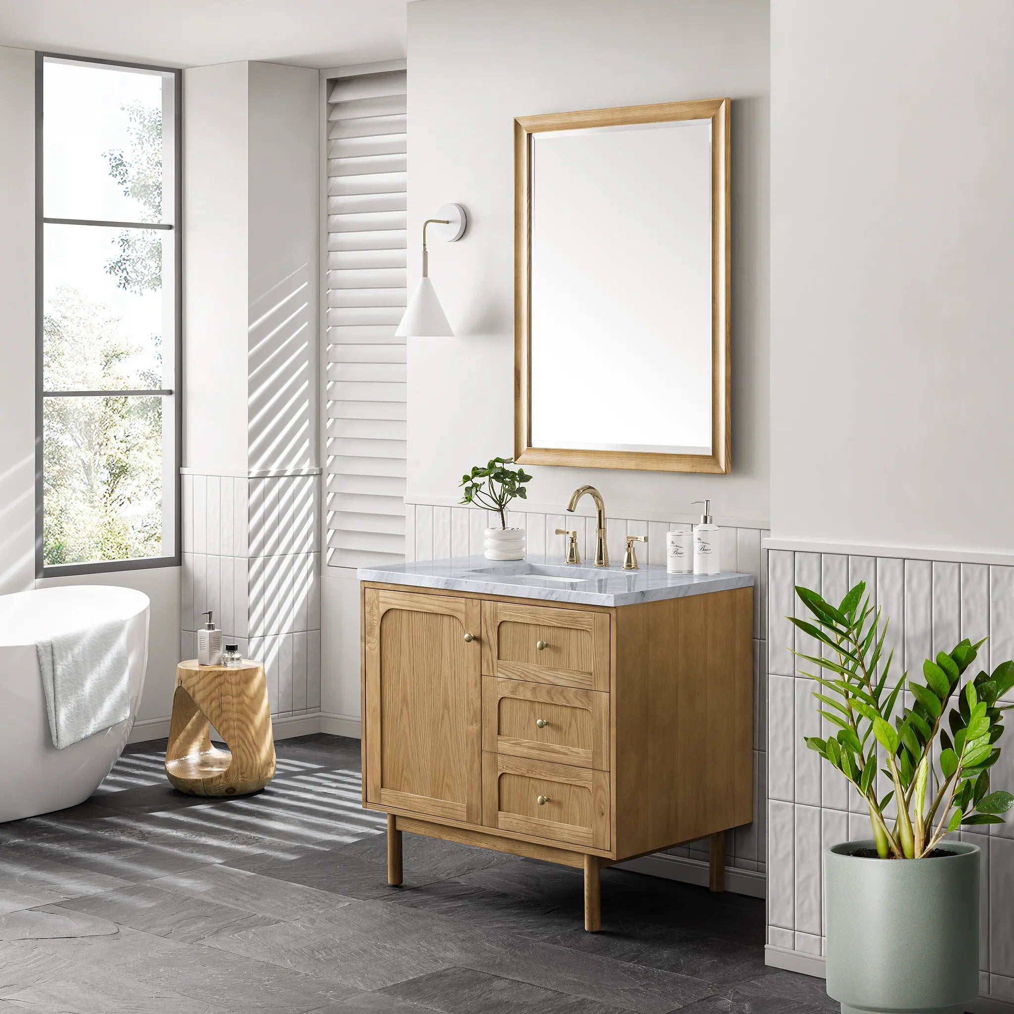 36" Laurent Single Vanity in Light Natural Oak-Carrara White Marble-8" Widespread image 3