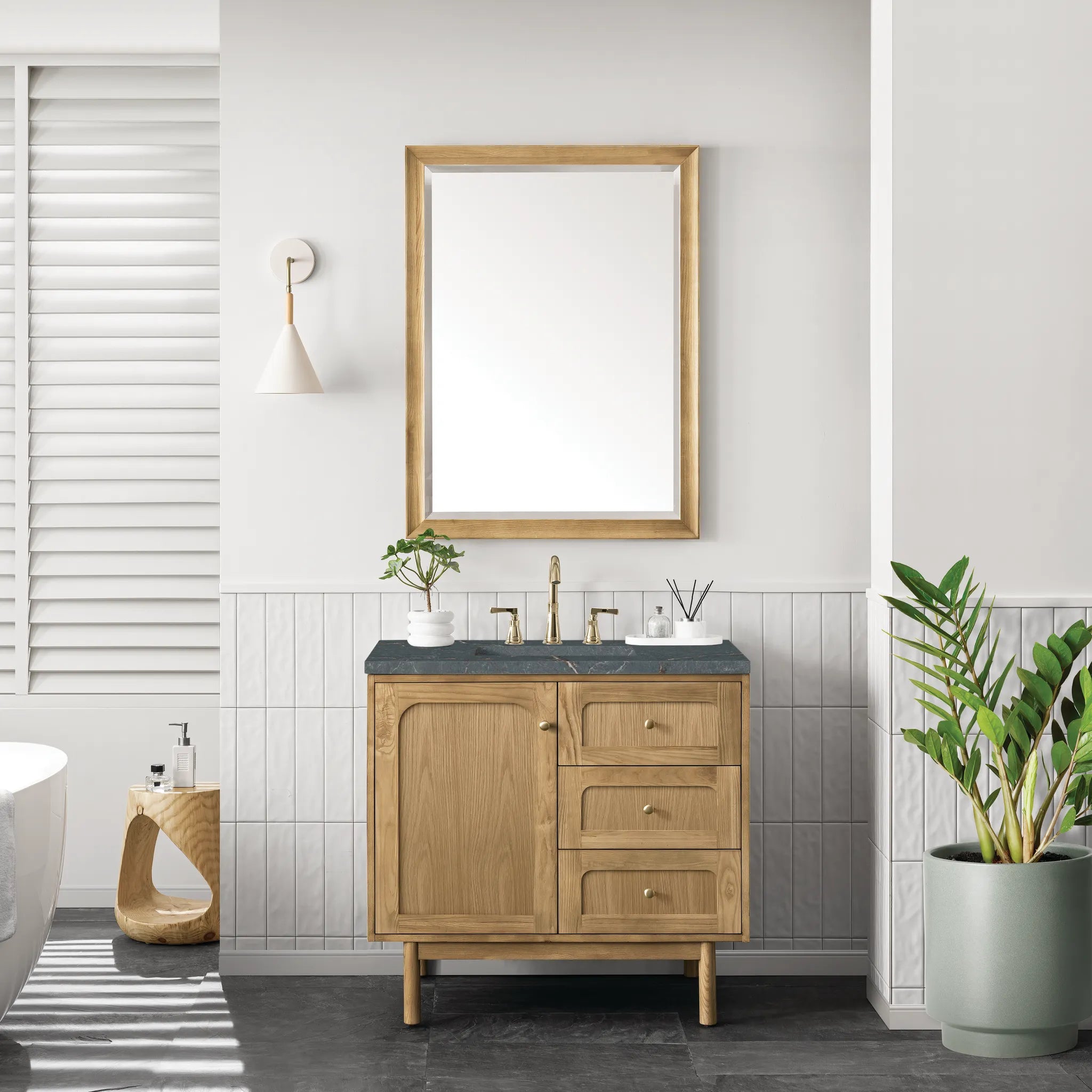 36" Laurent Single Vanity in Light Natural Oak-Parisien Bleu Silestone-8" Widespread image 2