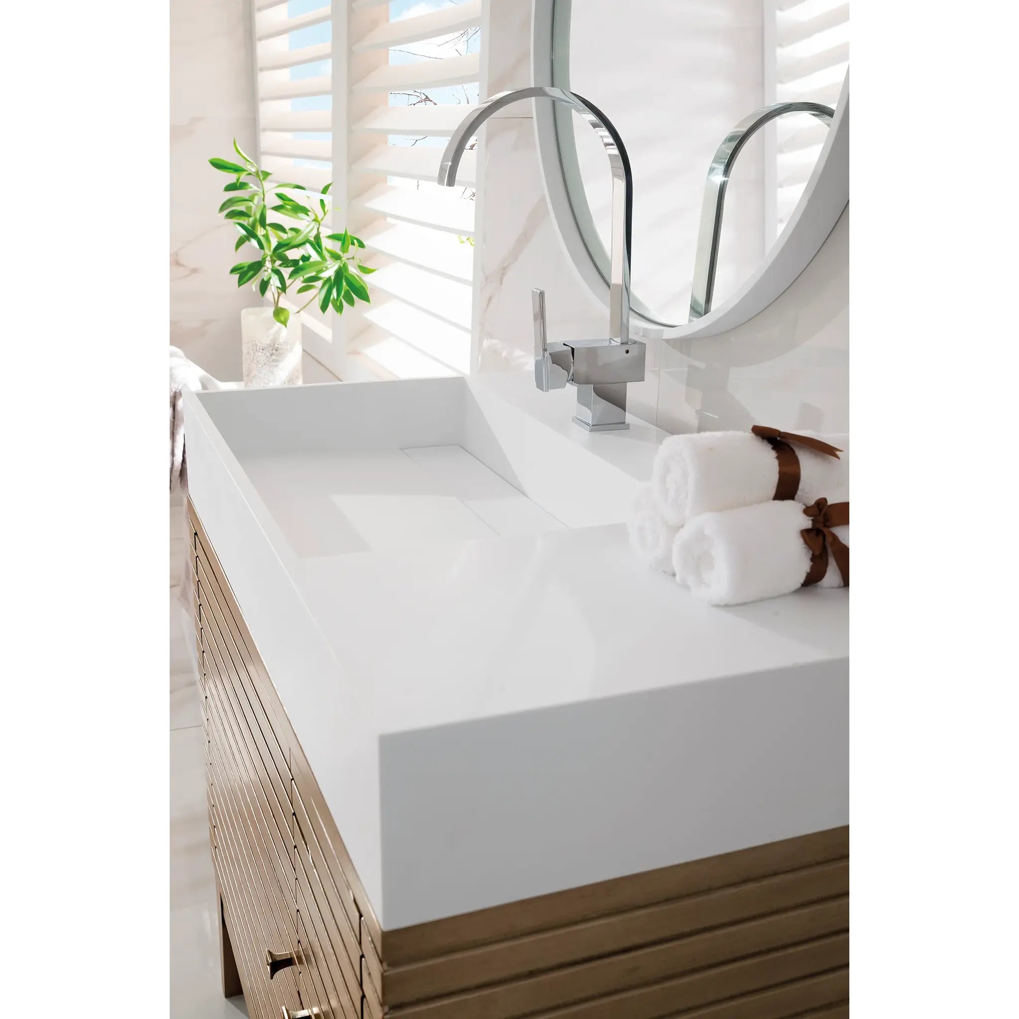 36" Linear Single Vanity in Whitewashed Walnut-Glossy White image 4