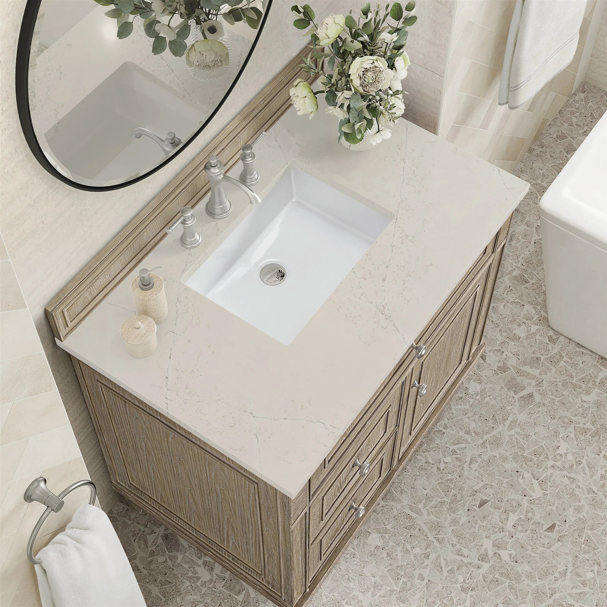36-lorelai-single-vanity-in-whitewashed-oak-by-james-martin-vanities-siberian-silestone image 13