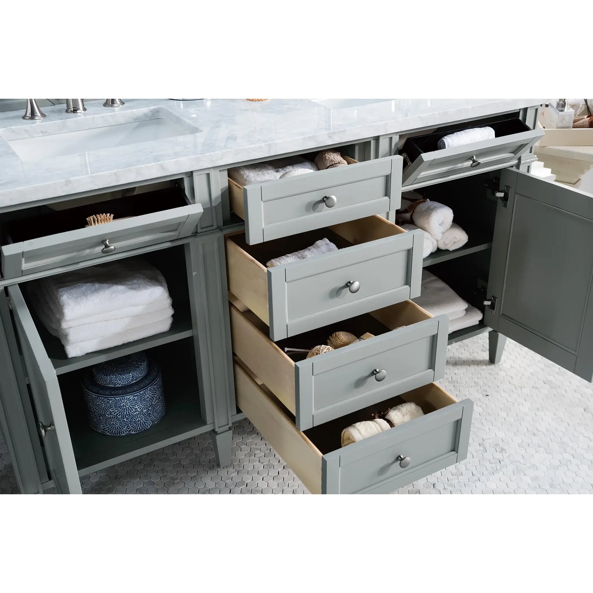 60" Brittany Double Vanity in Urban Gray-Carrara White Marble-8" Widespread image 3