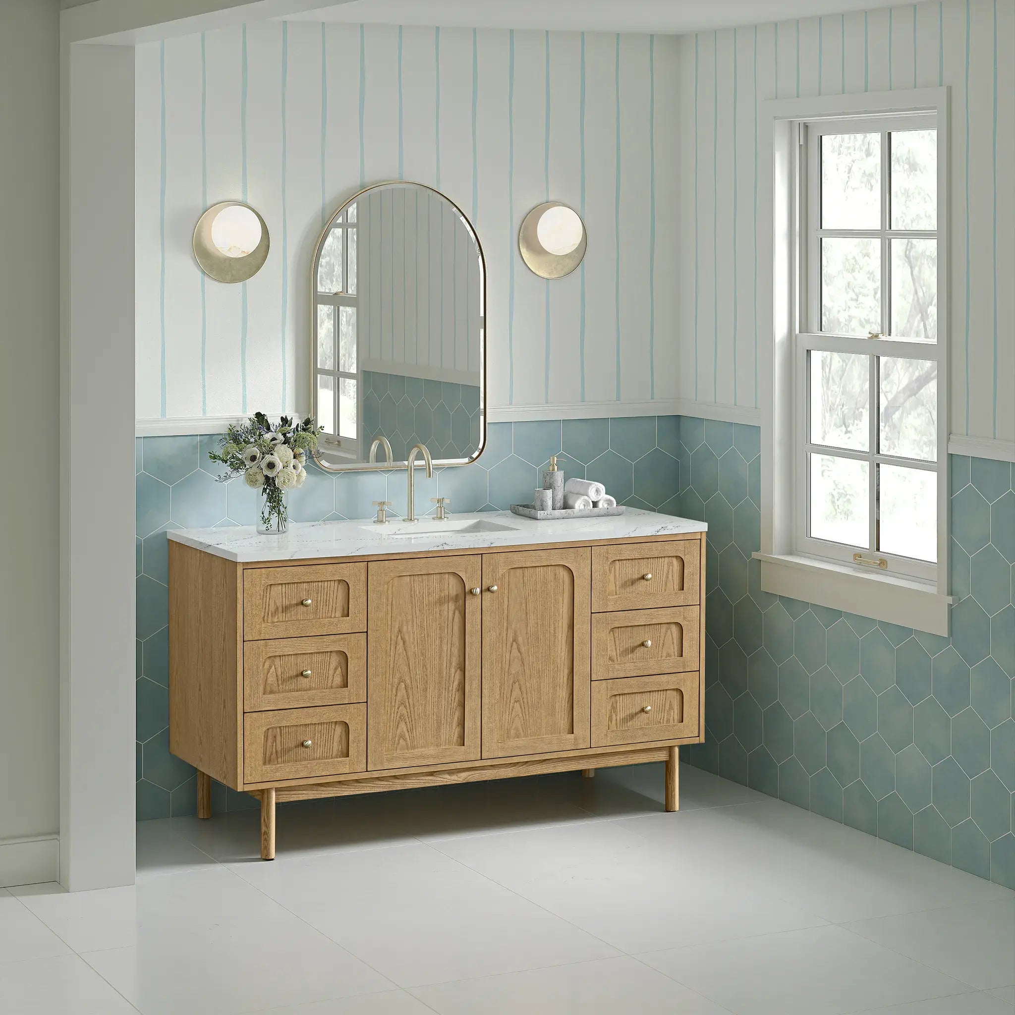 60" Laurent Single Vanity in Light Natural Oak-Ethereal Noctis Silestone-8" Widespread image 5