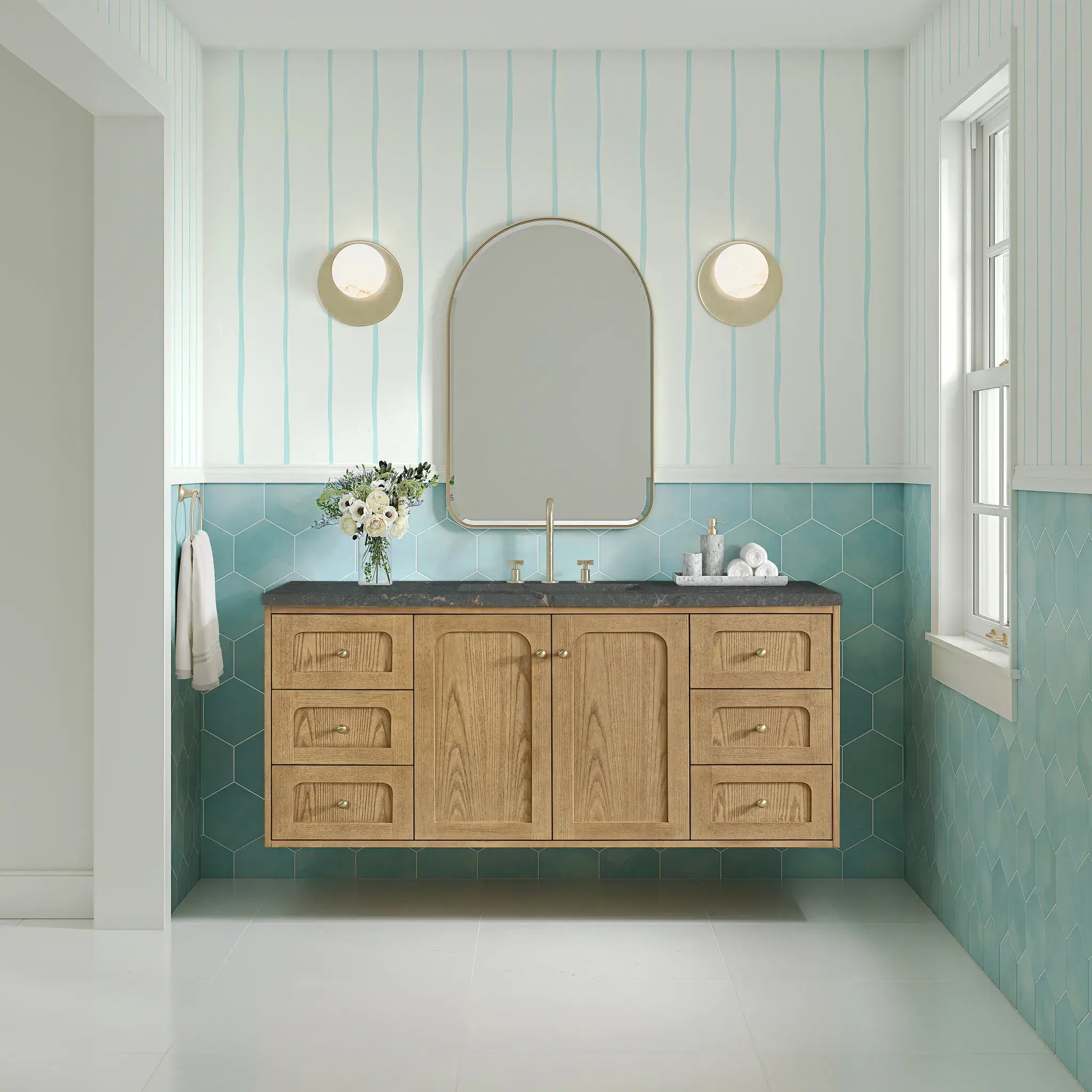 60" Laurent Single Vanity in Light Natural Oak-Parisien Bleu Silestone-8" Widespread image 4