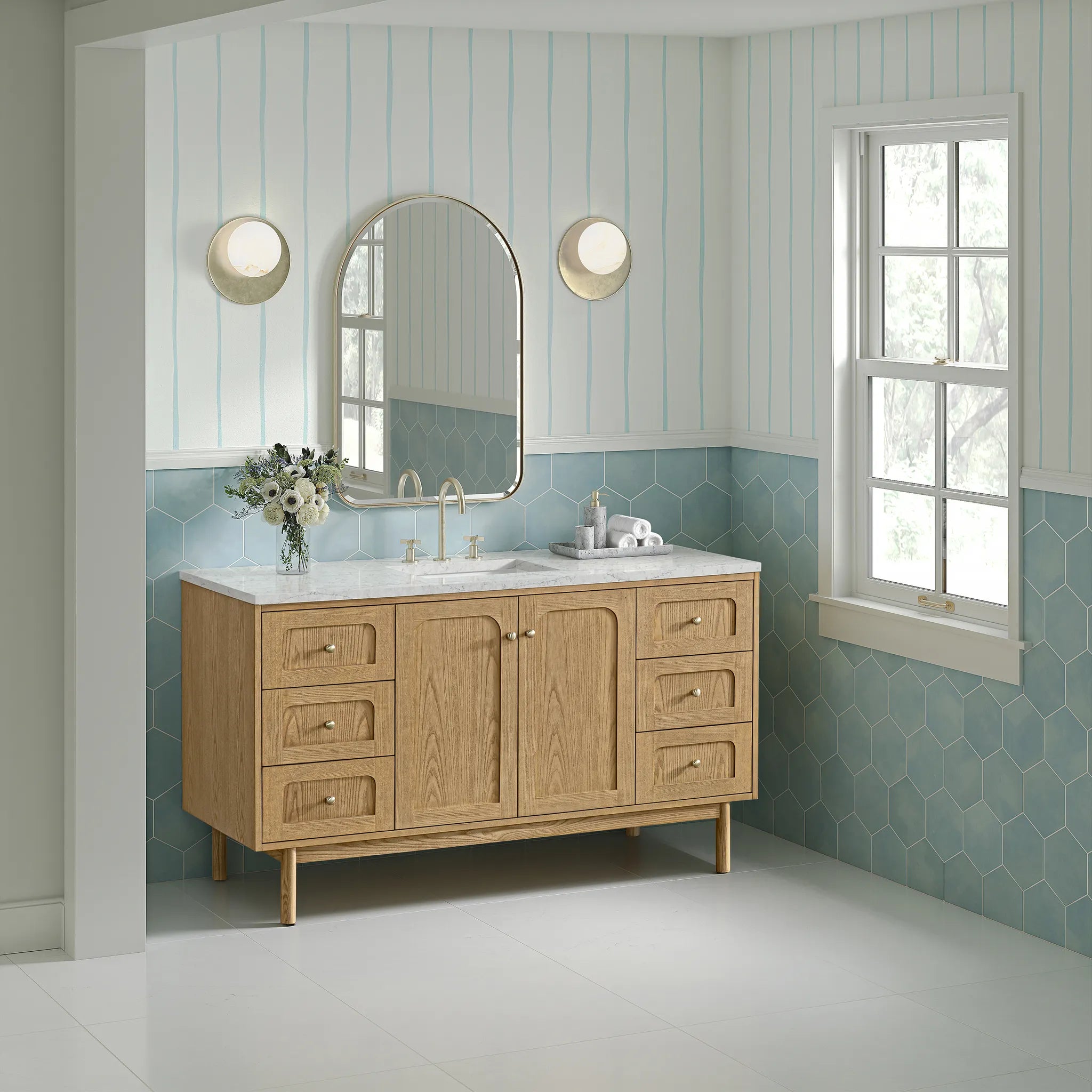 60" Laurent Single Vanity in Light Natural Oak, Wireless Charger-Eternal Jasmine Pearl Silestone-8" Widespread image 6
