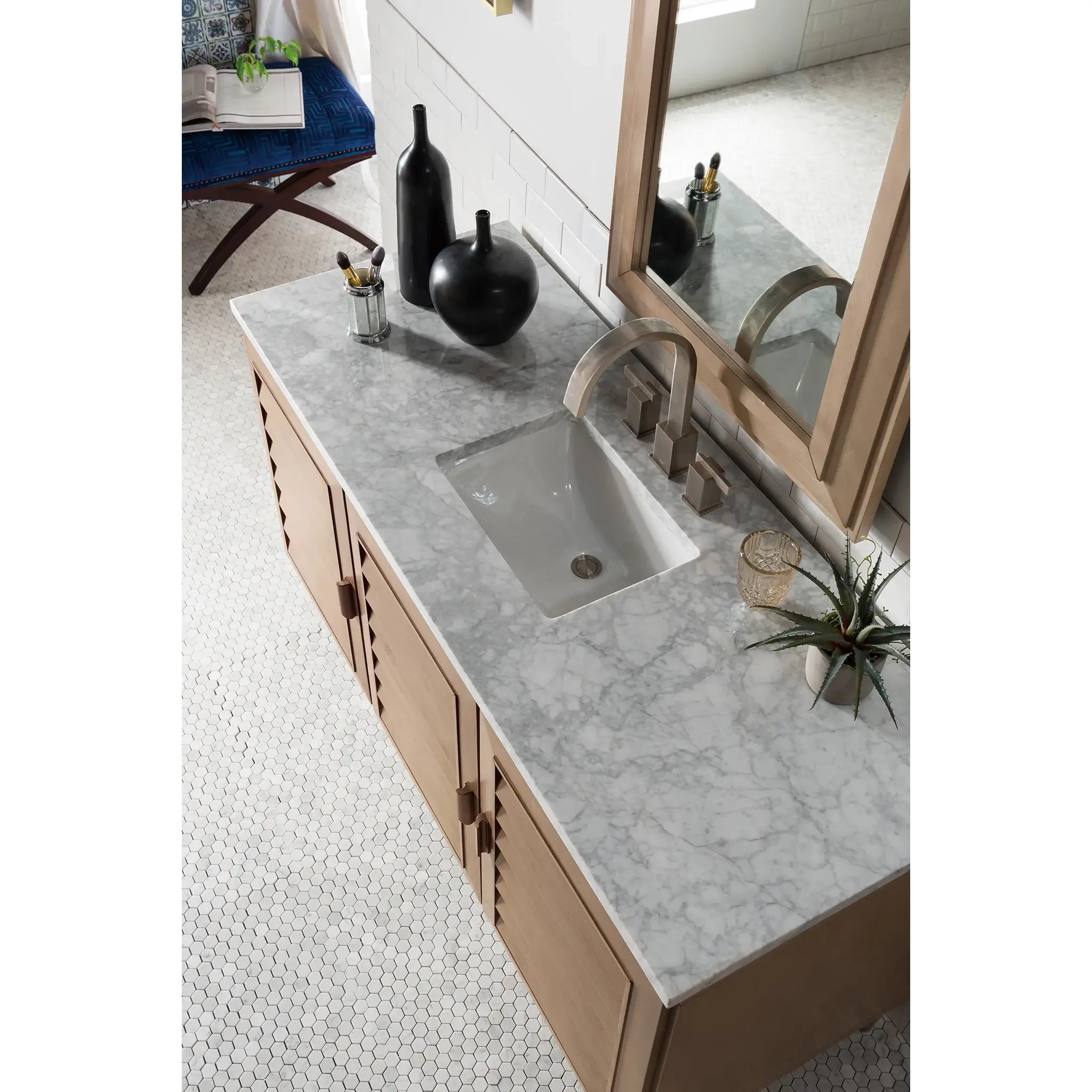 60" Portland Single Vanity in Whitewashed Walnut-Carrara White Marble-8" Widespread image 2