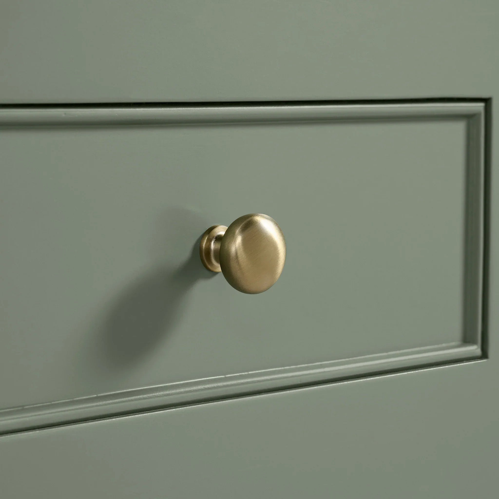 breckenridge-60-single-vanity-in-smokey-celadon-w-freepower-wireless-charger-by-james-martin-vanities-siberian-silestone image 7