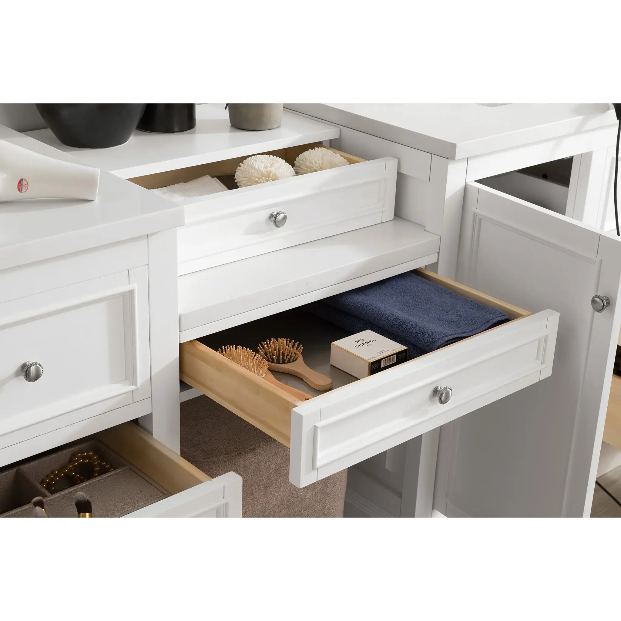 De Soto 94" Double Vanity Set in Bright White-White Zeus Silestone-8" Widespread image 6