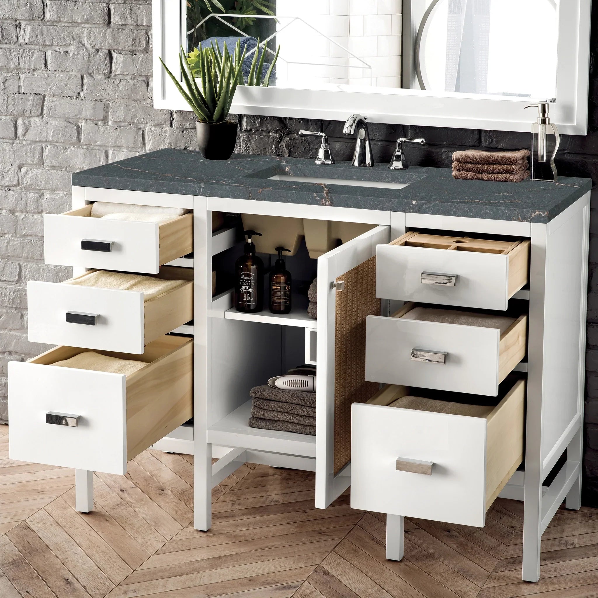 james-martin-e444-v48-gw-3pbl-parisien-bleu-silestone-top-8-widespread image 3