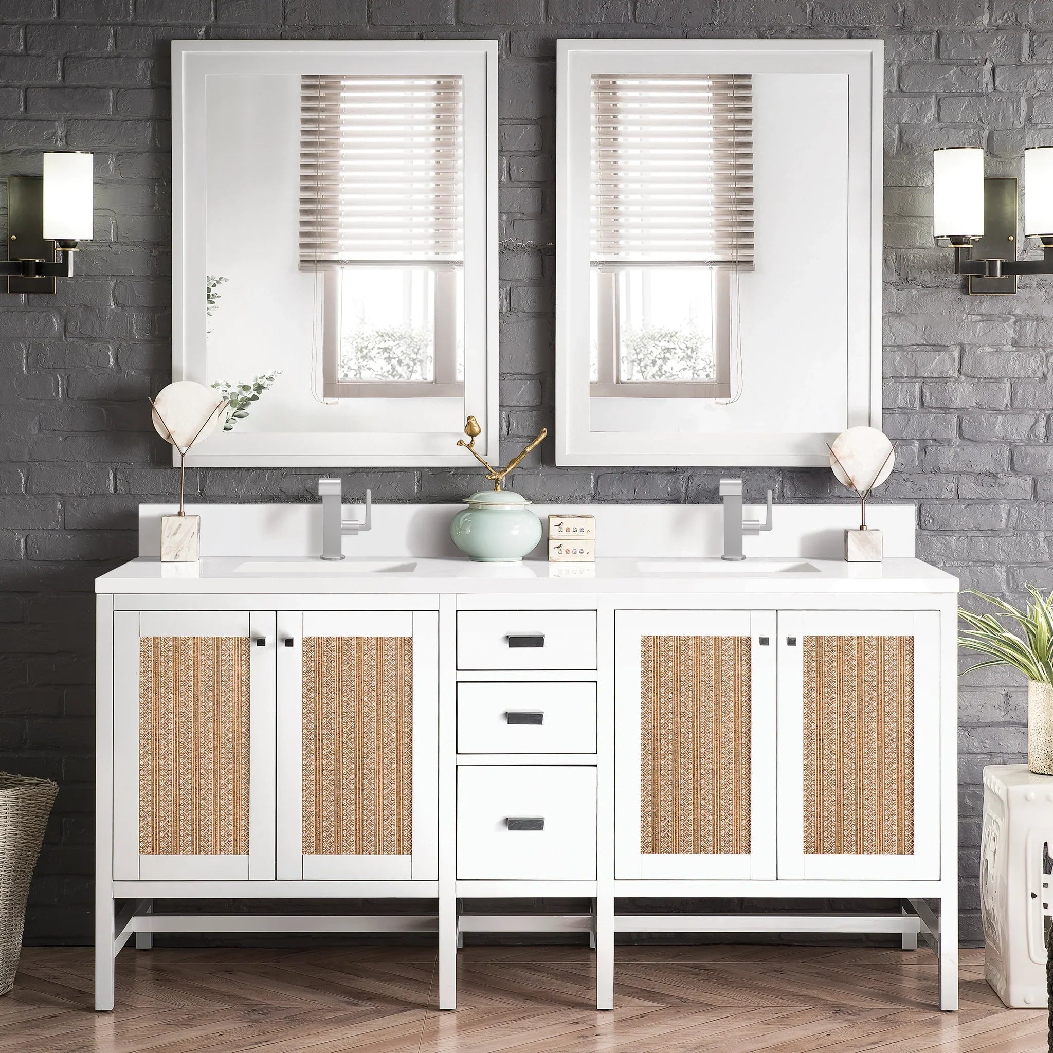 james-martin-e444-v72-gw-1wz-white-zeus-silestone-top-backsplash-single-hole image 1