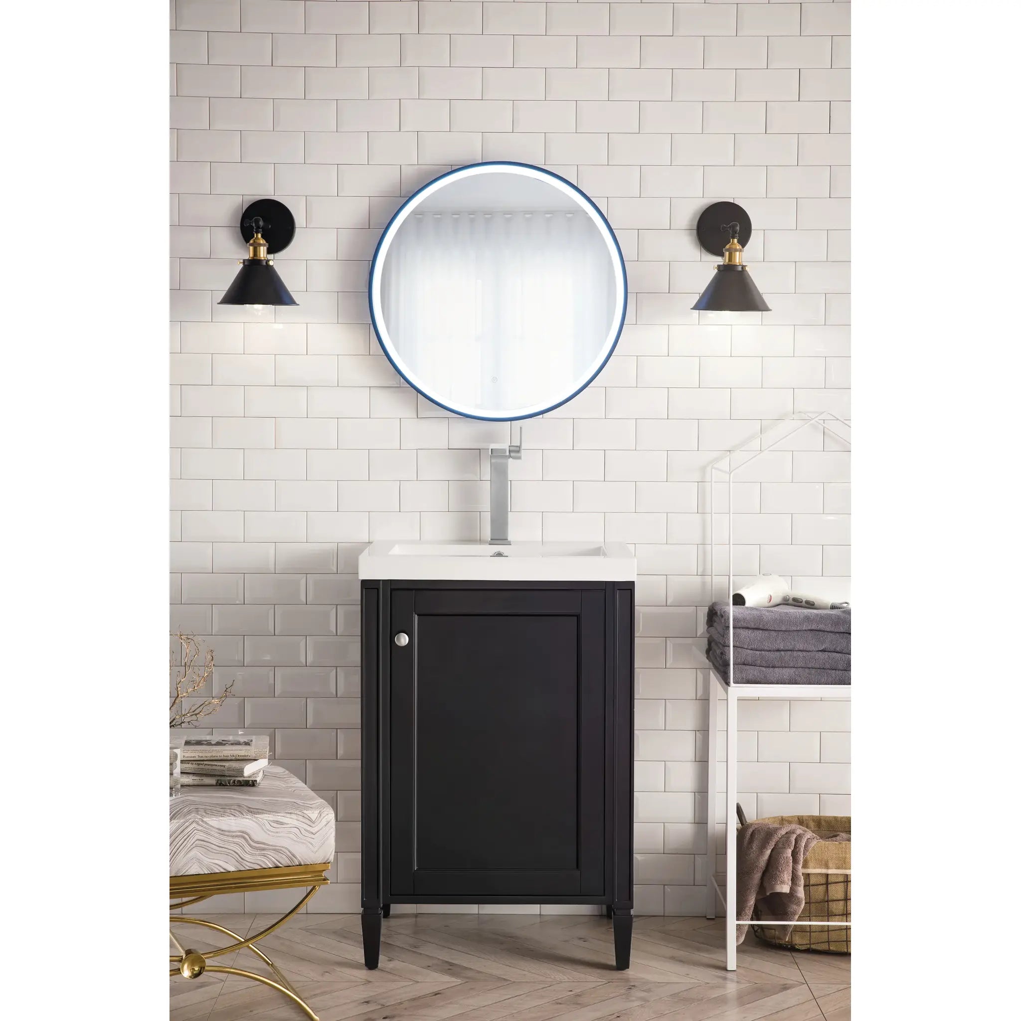 24" Britannia Single Vanity in Black Onyx-White Glossy image 1