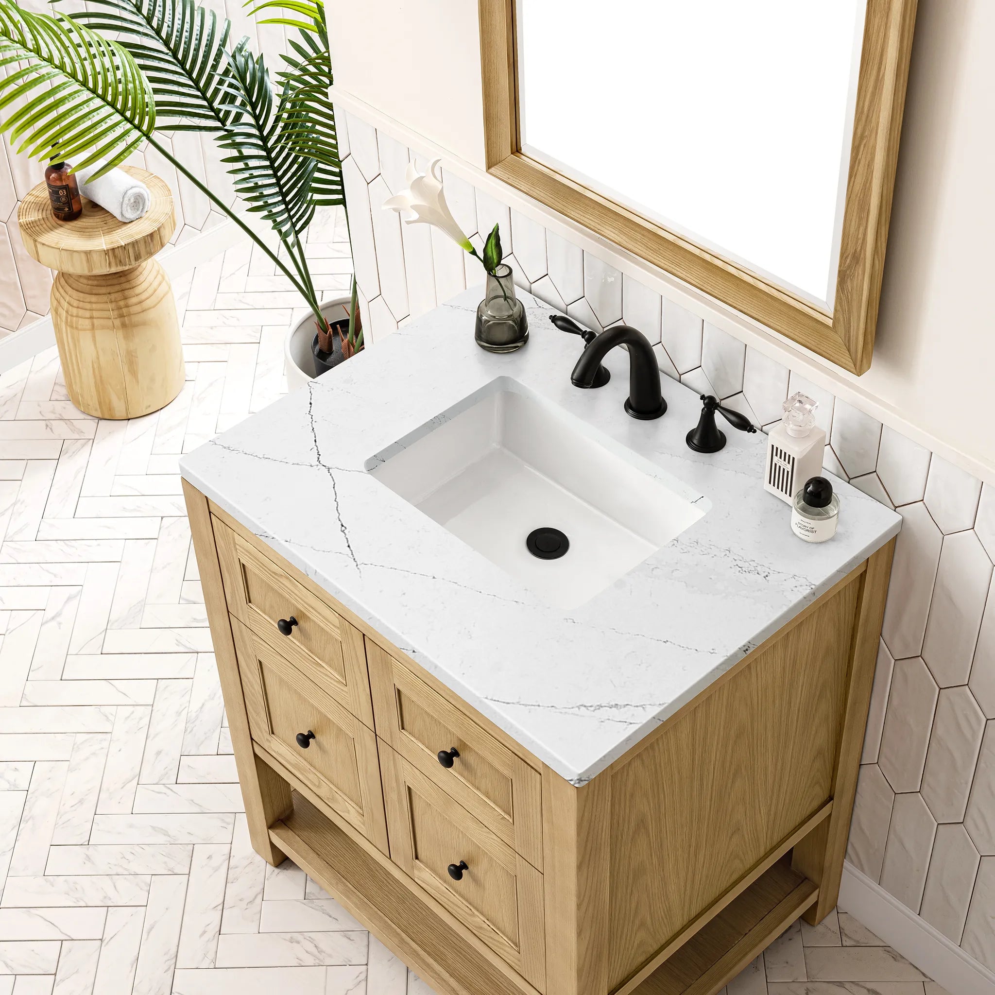 30" Breckenridge Single Vanity in Light Natural Oak-Ethereal Noctis Silestone-8" Widespread image 4