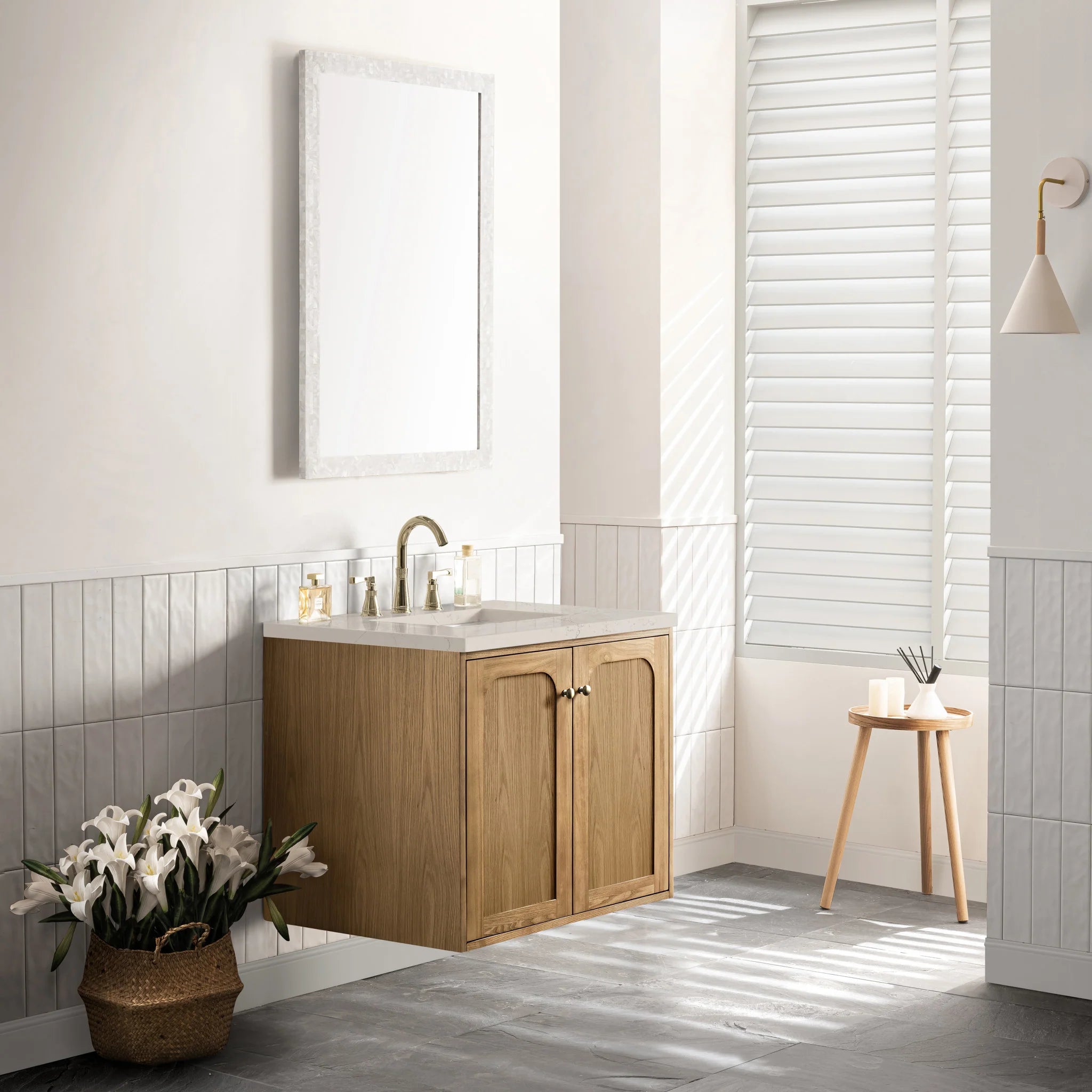 30-laurent-single-vanity-in-light-natural-oak-by-james-martin-vanities-siberian-silestone image 17