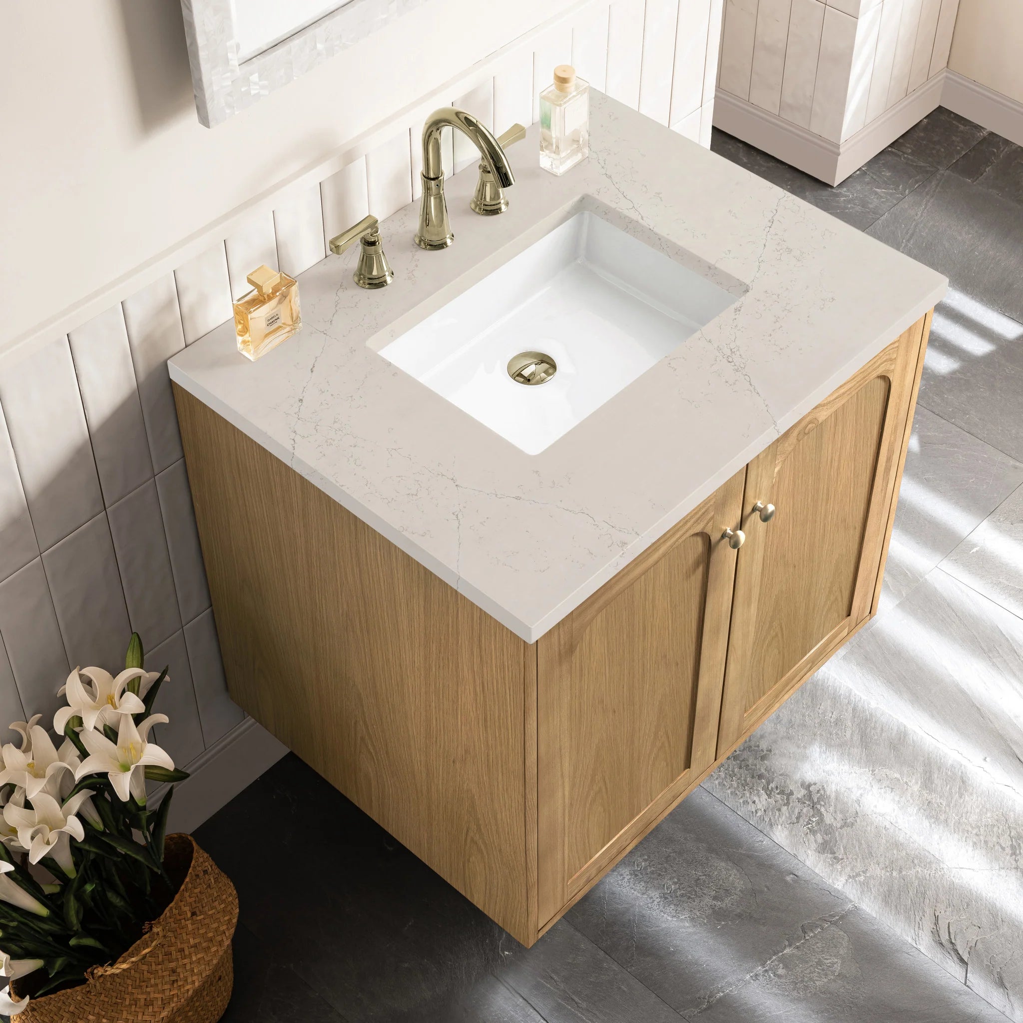 30-laurent-single-vanity-in-light-natural-oak-by-james-martin-vanities-siberian-silestone image 23