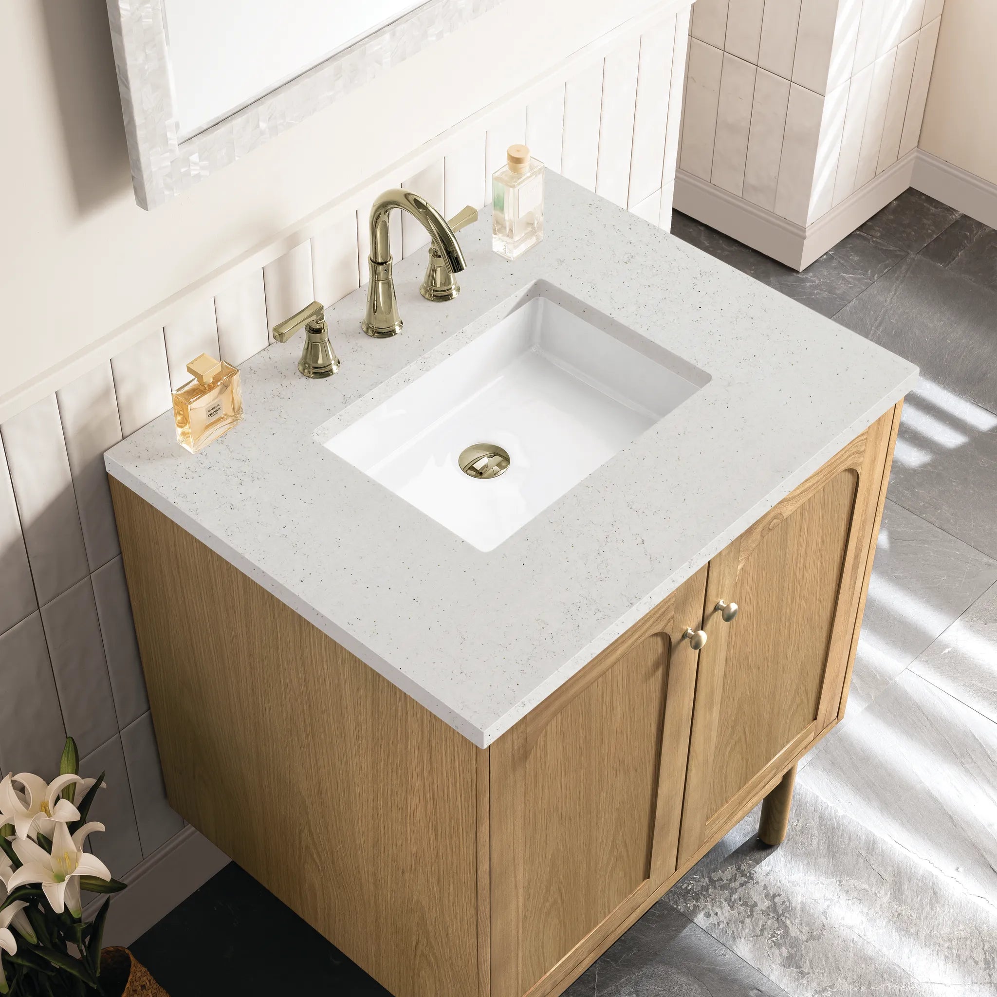 30" Laurent Single Vanity in Light Natural Oak-Lime Delight Silestone-8" Widespread image 9