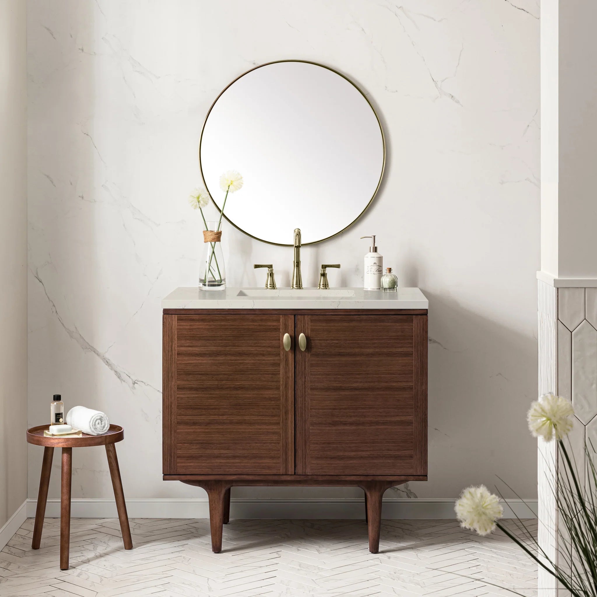 36-amberly-single-vanity-in-mid-century-walnut-by-james-martin-vanities-siberian-silestone image 11