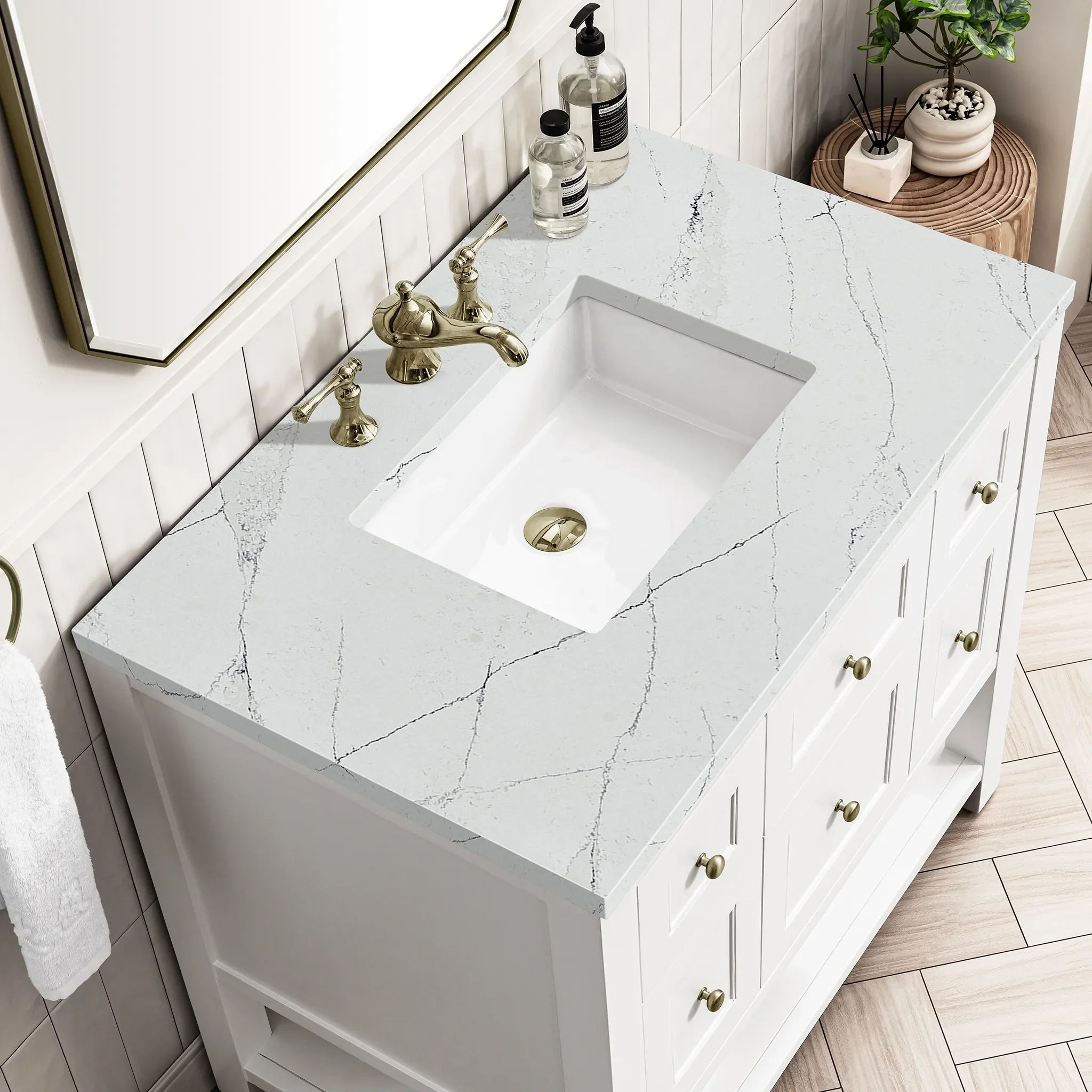 36" Breckenridge Single Vanity in Bright White-Ethereal Noctis Silestone-8" Widespread image 4