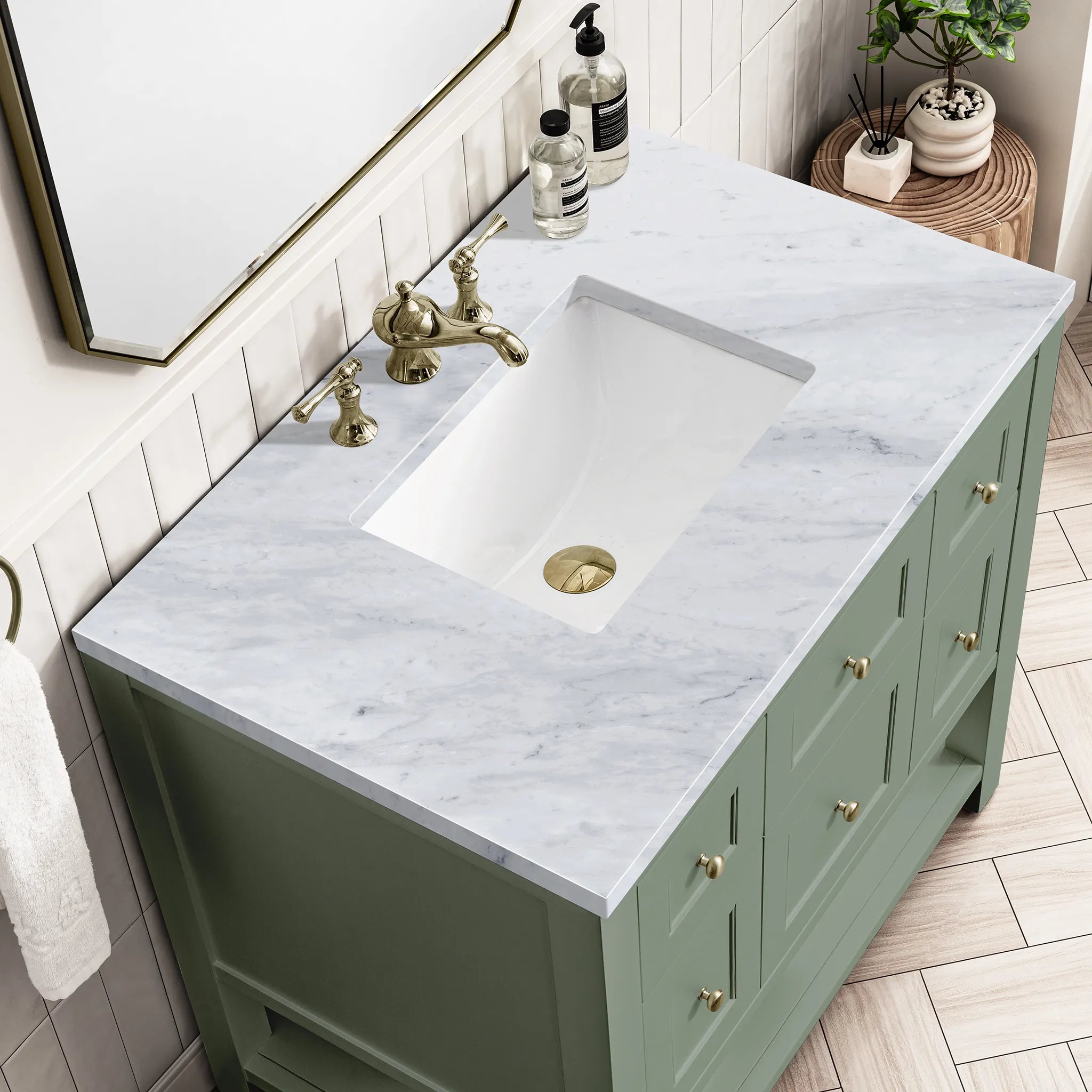 36" Breckenridge Single Vanity in Smokey Celadon-Carrara White Marble-8" Widespread image 4