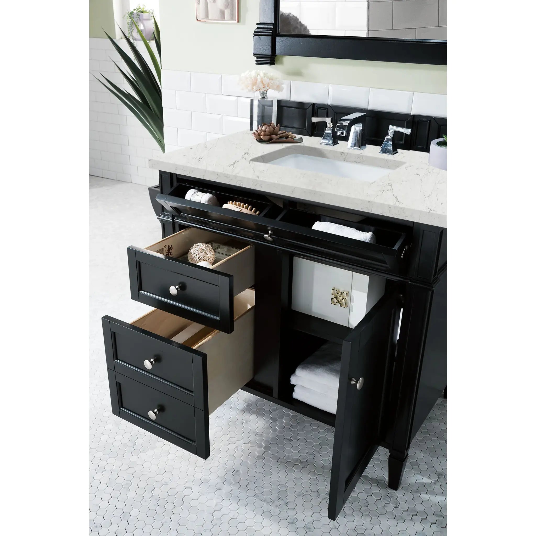 36" Brittany Single Vanity in Black Onyx-Eternal Jasmine Pearl Silestone-8" Widespread image 3