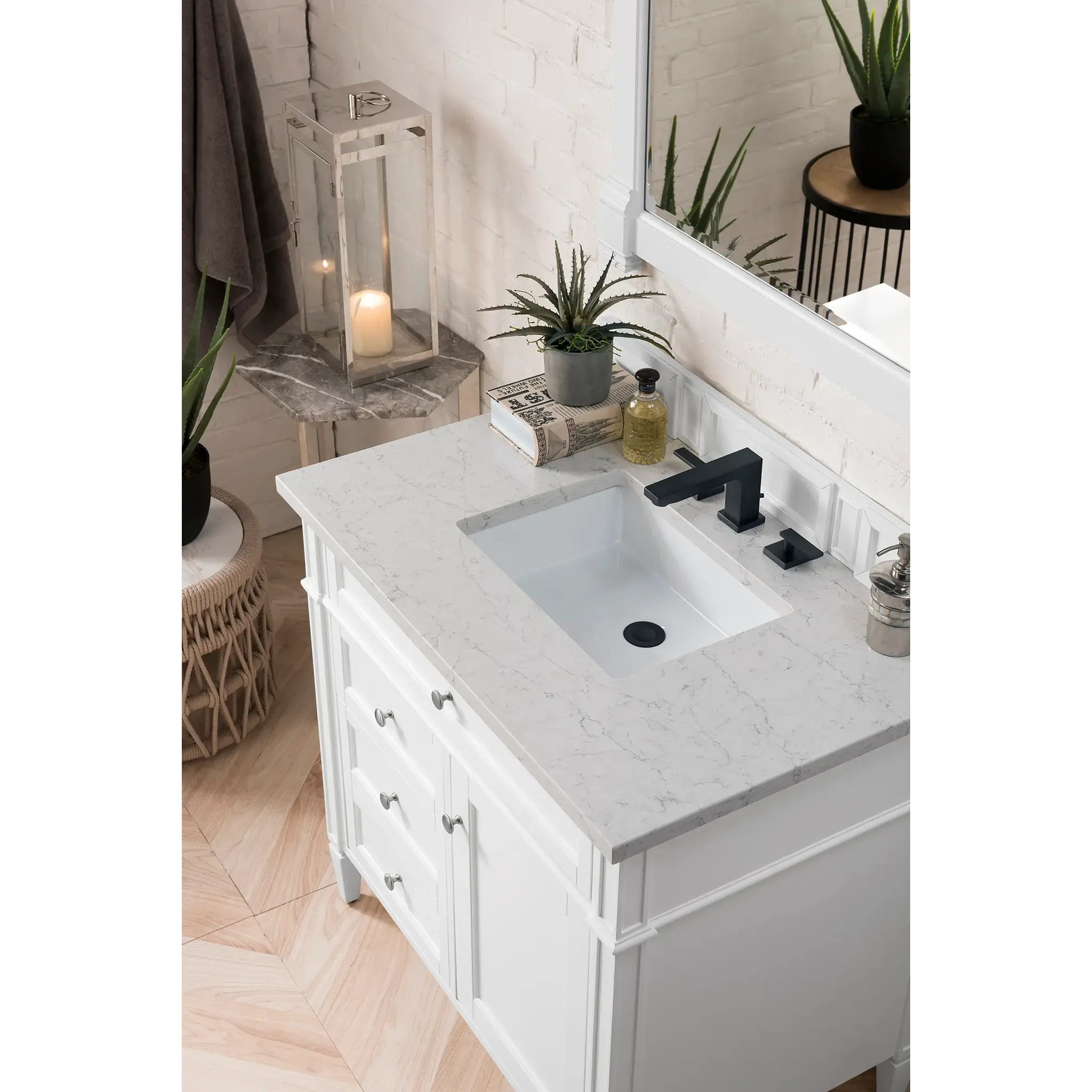 36" Brittany Single Vanity in Bright White-Eternal Jasmine Pearl Silestone-8" Widespread image 2