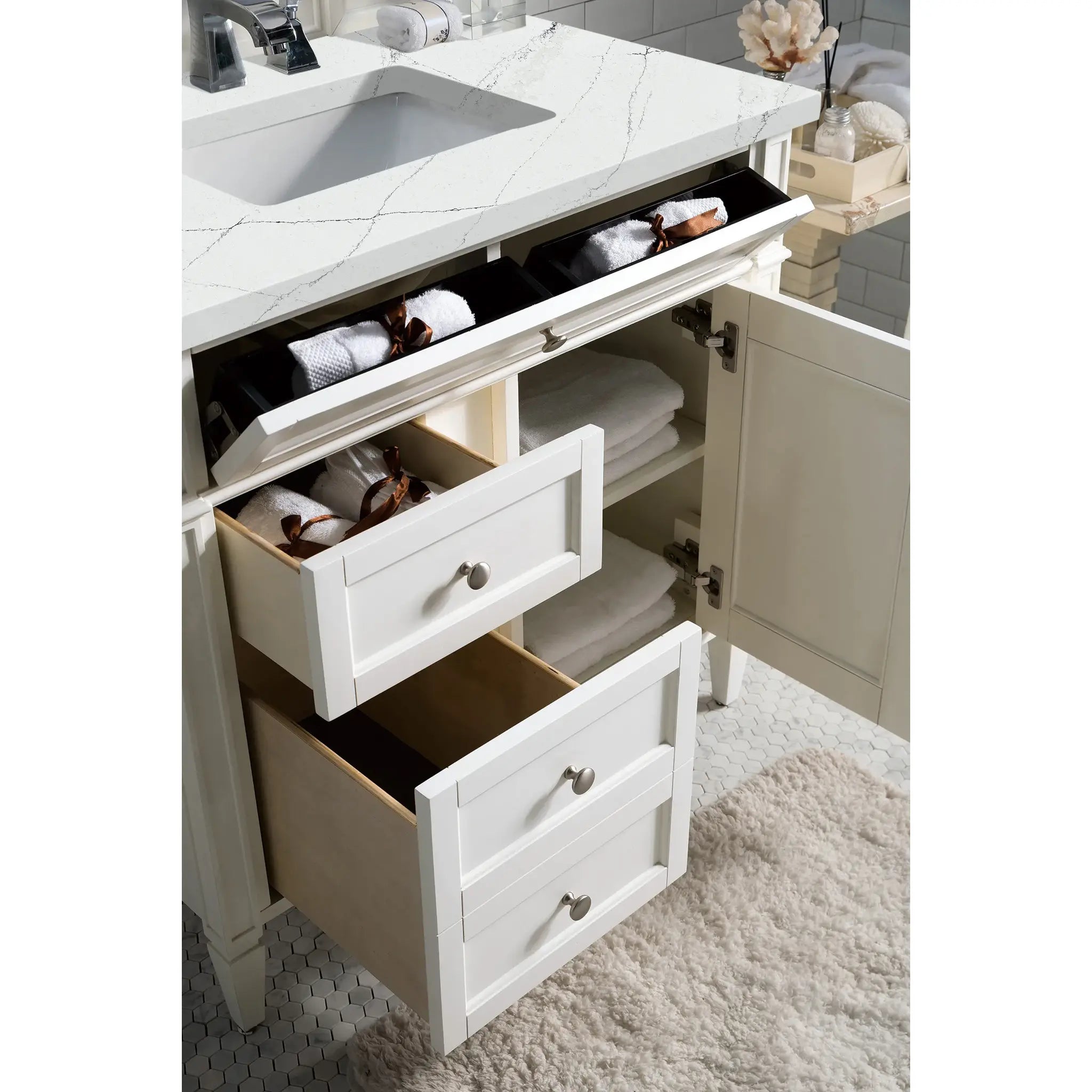 36" Brittany Single Vanity in Bright White-Ethereal Noctis Silestone-8" Widespread image 3