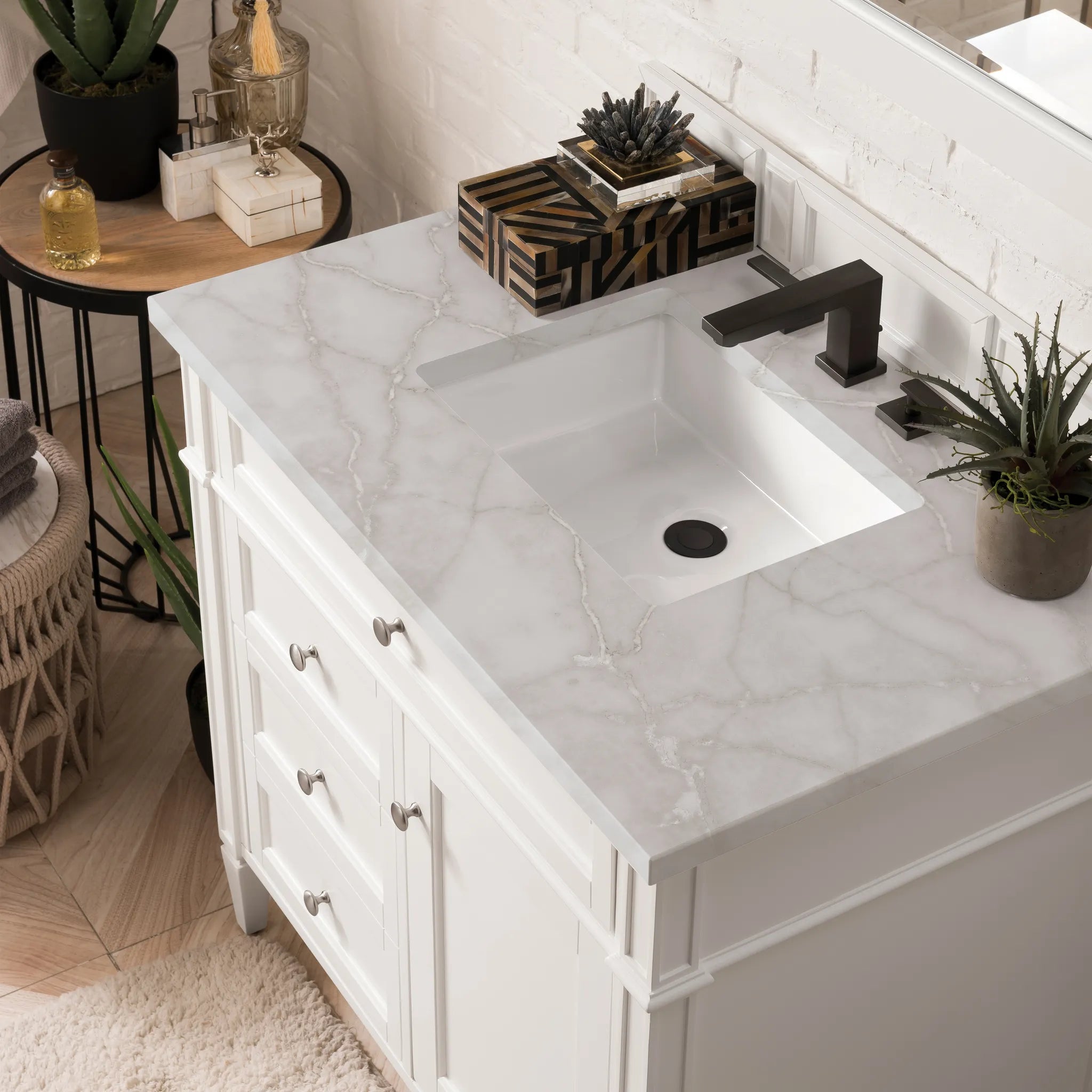36" Brittany Single Vanity in Bright White-Victorian Silver Silestone-8" Widespread image 4