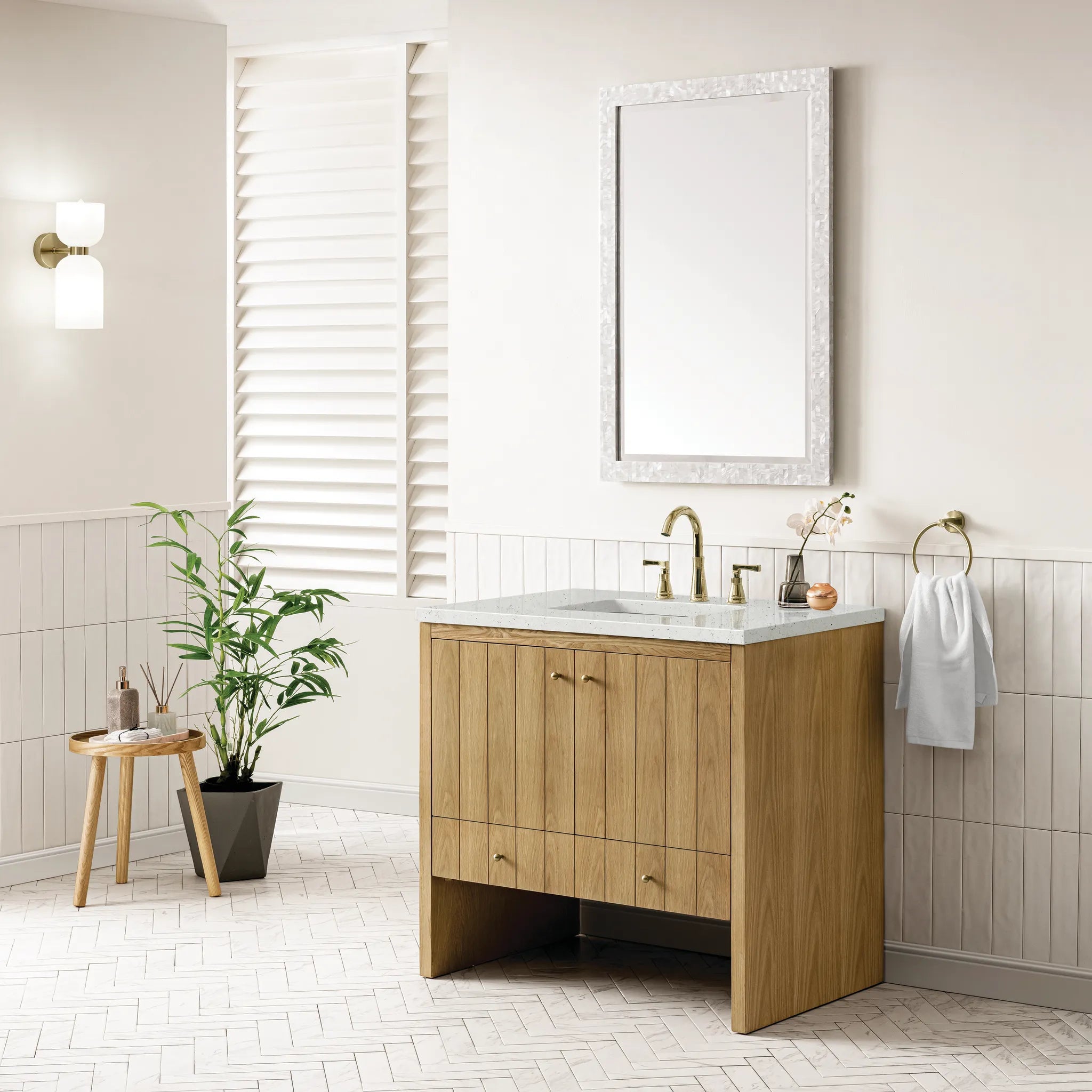 36" Hudson Single Vanity in Light Natural Oak-Lime Delight Silestone-8" Widespread image 2