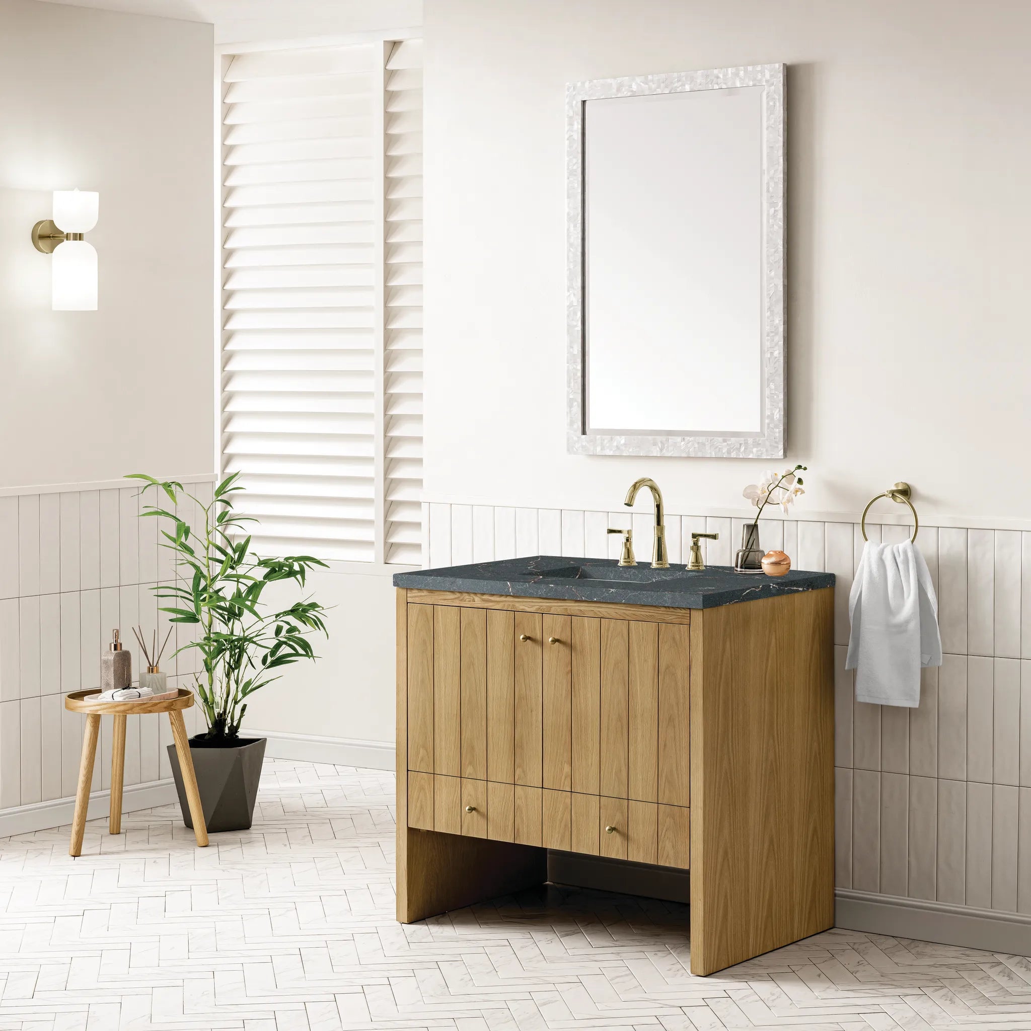 36" Hudson Single Vanity in Light Natural Oak-Parisien Bleu Silestone-8" Widespread image 2