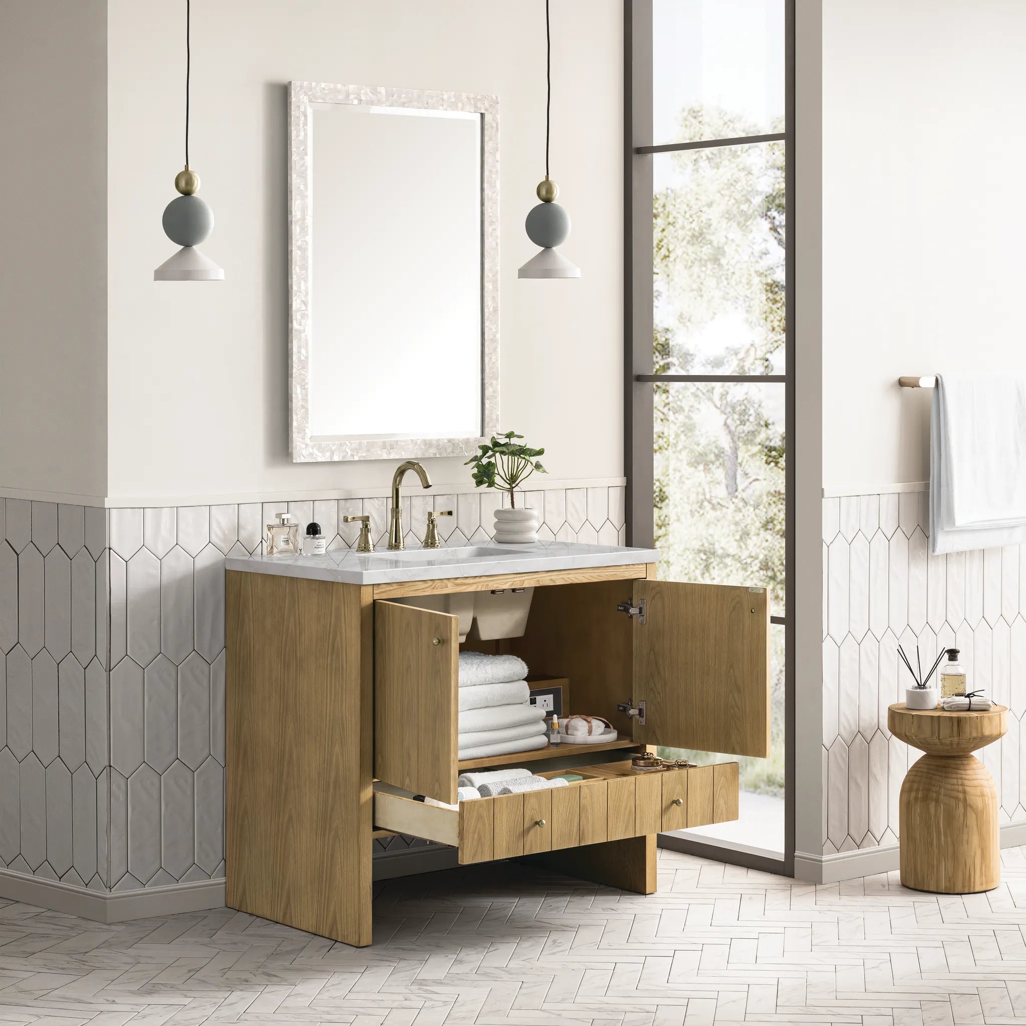 36" Hudson Single Vanity in Light Natural Oak-Victorian Silver Silestone-8" Widespread image 3