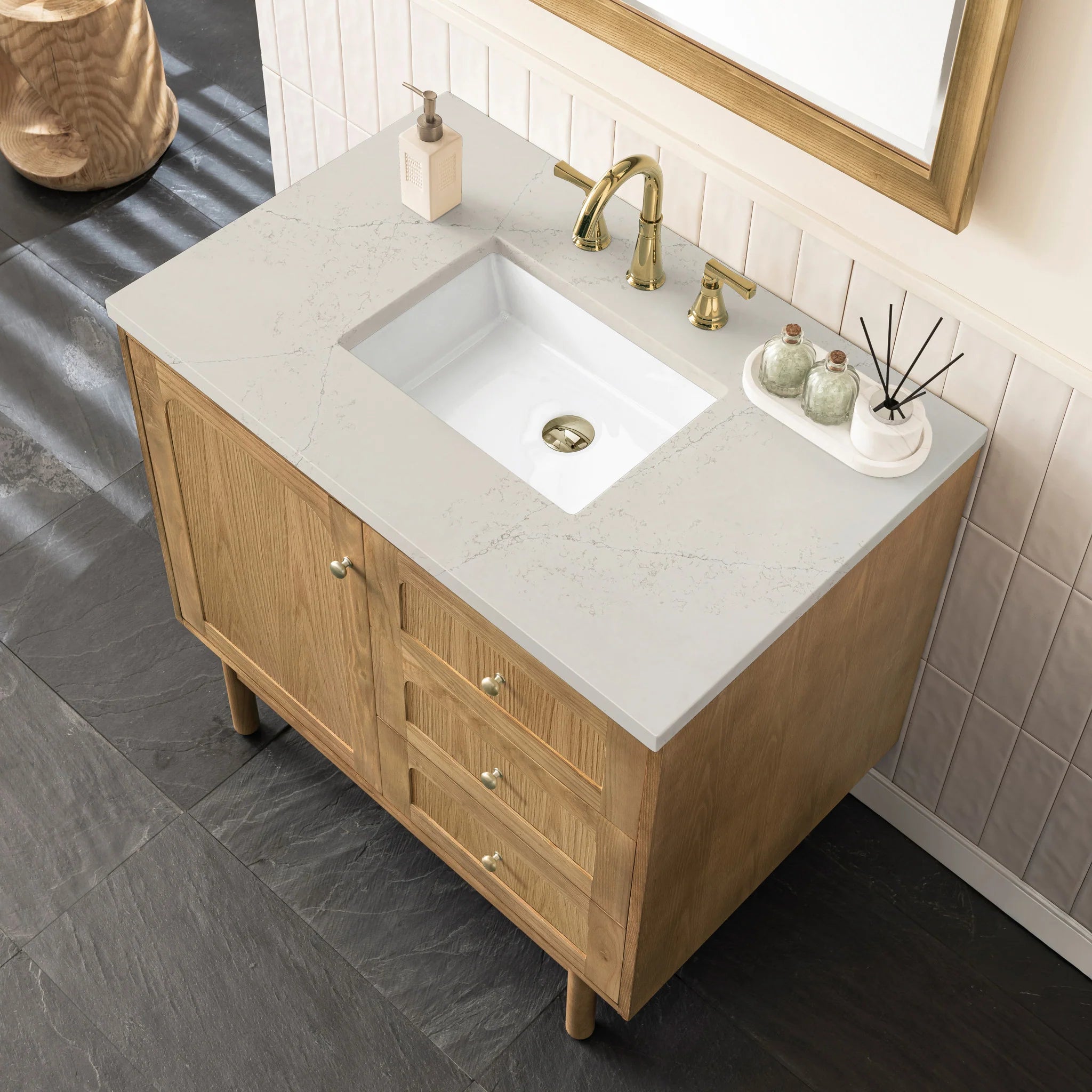 36-laurent-single-vanity-in-light-natural-oak-by-james-martin-vanities-siberian-silestone image 25