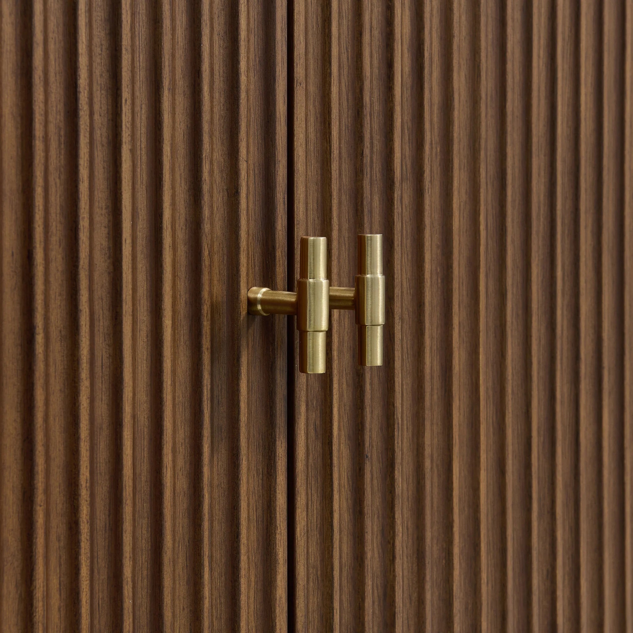 36-myrrin-vanity-in-mid-century-walnut-by-james-martin-vanities-siberian-silestone image 5