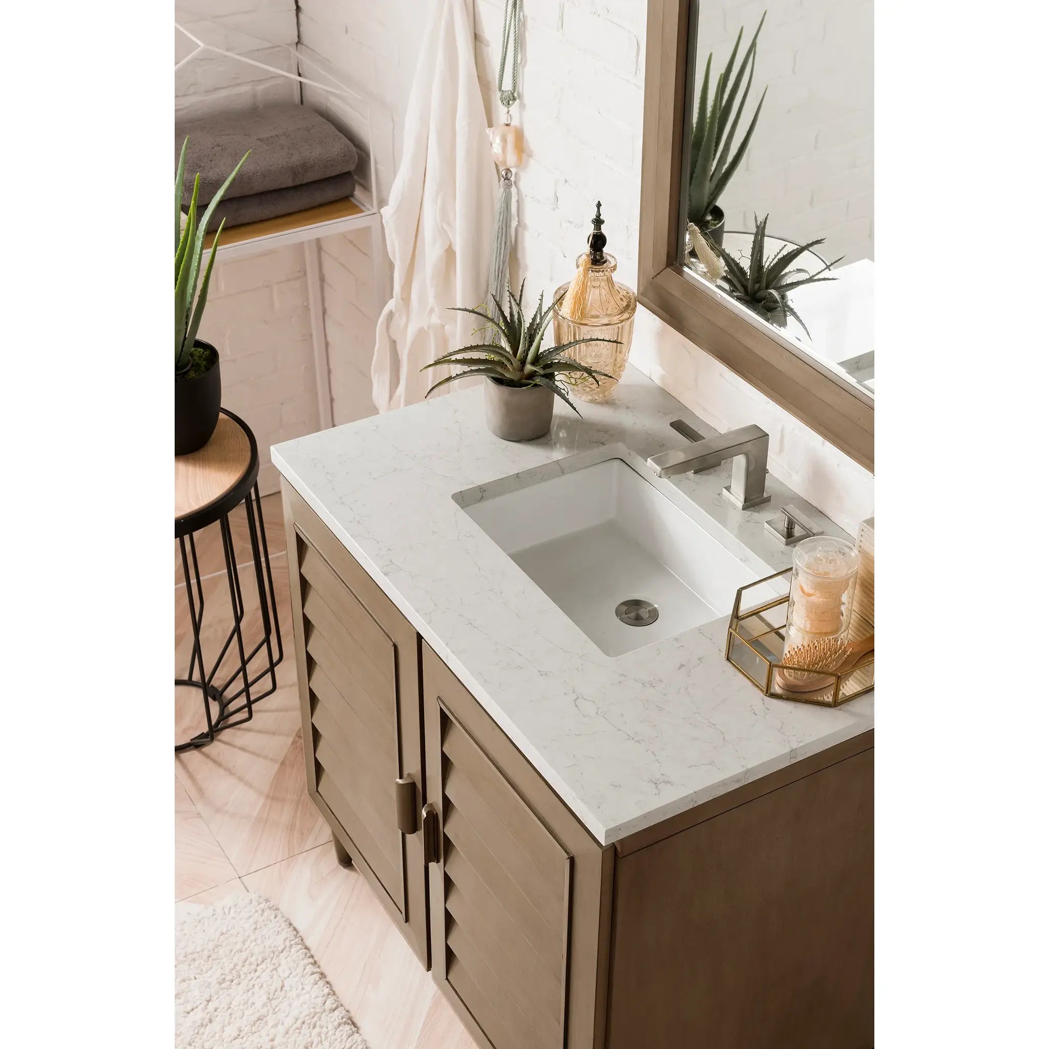 36" Portland Single Vanity in Whitewashed Walnut-Eternal Jasmine Pearl Silestone-8" Widespread image 2