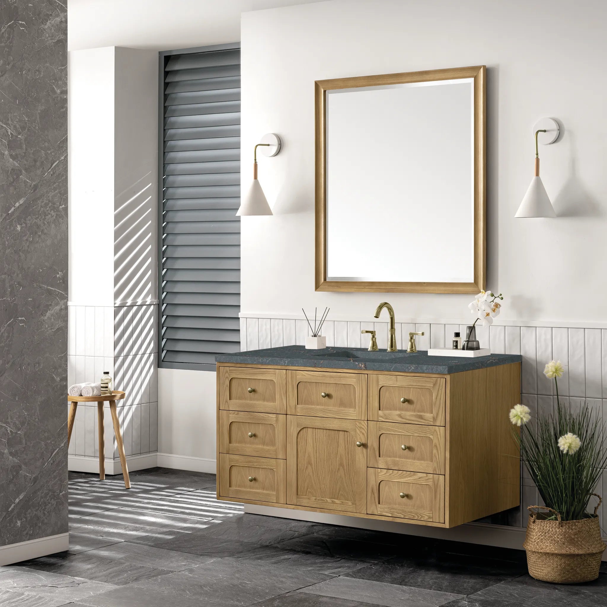 48" Laurent Single Vanity in Light Natural Oak w/FreePower Wireless Charger-Parisien Bleu Silestone-8" Widespread image 8