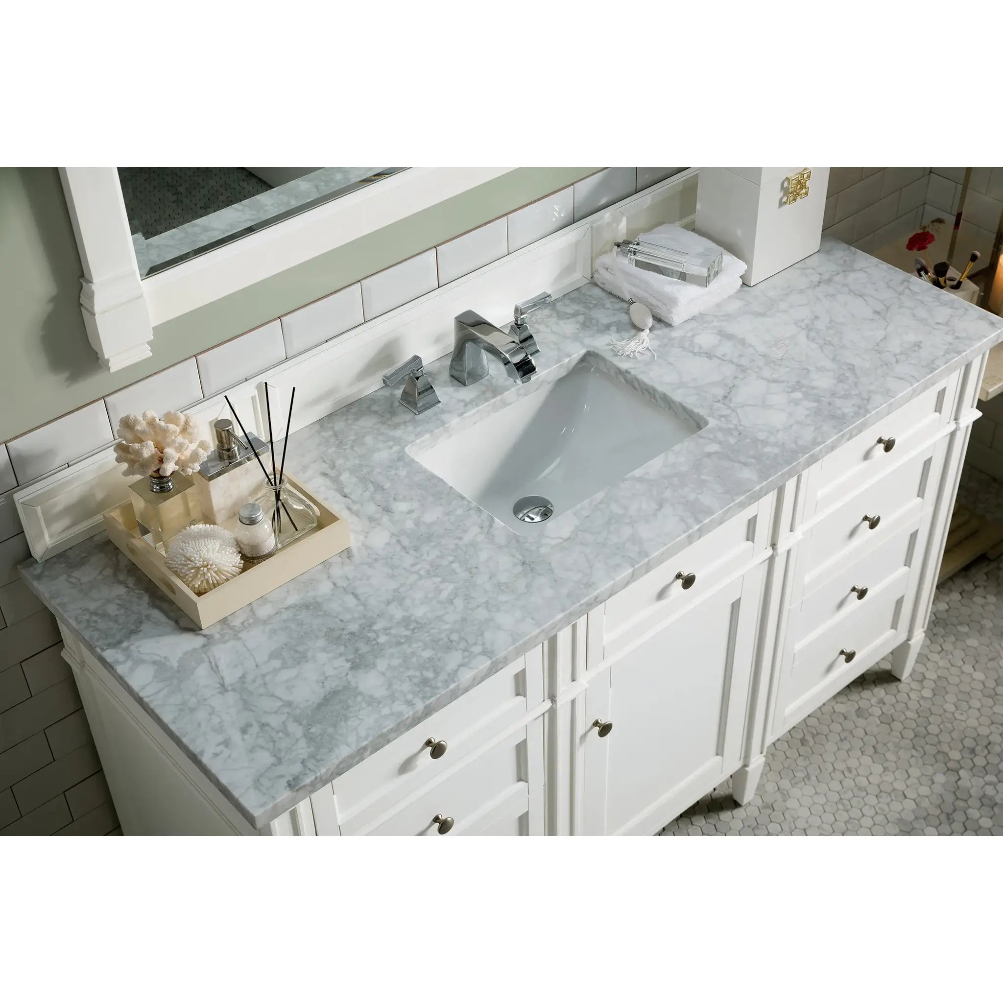 60" Brittany Single Vanity in Bright White-Carrara White Marble-8" Widespread image 4