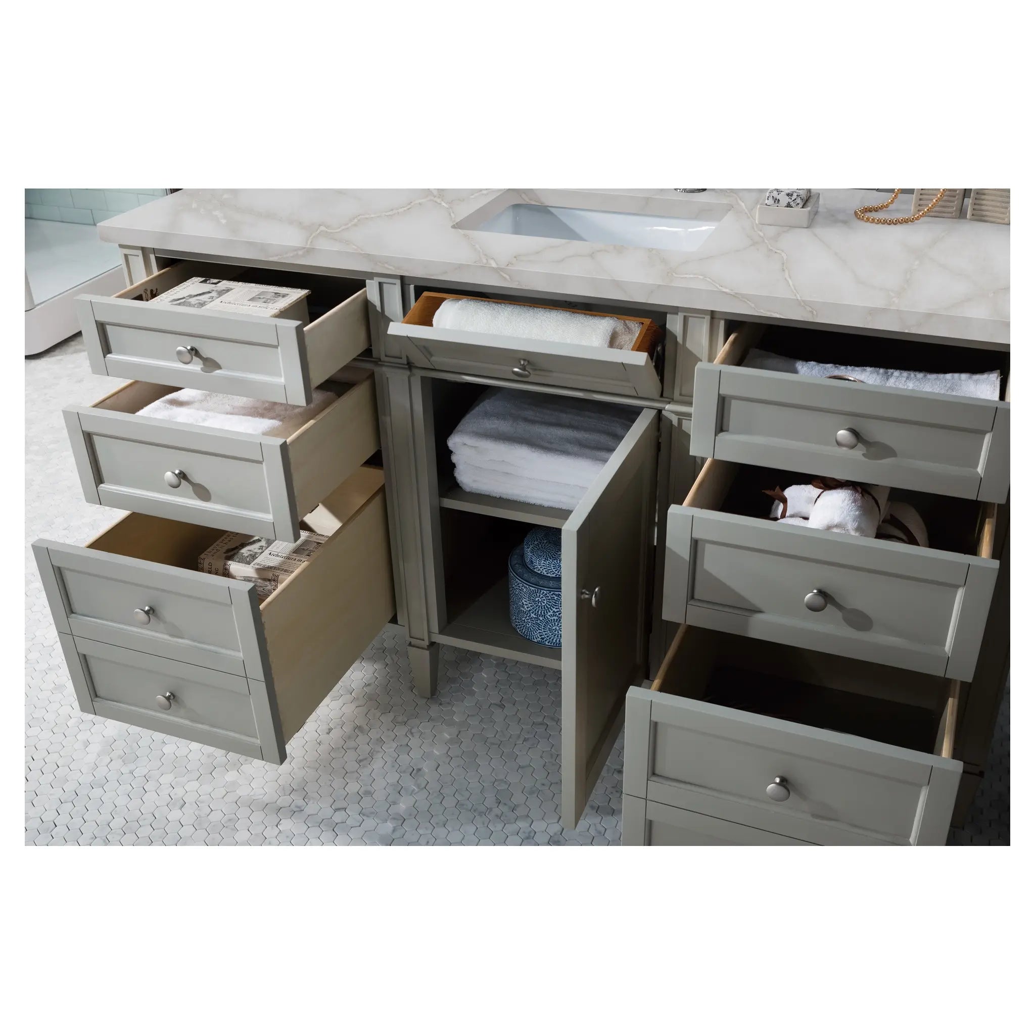 60 Brittany Single Vanity In Urban Gray Standard Victorian Silver Silestone 8 Widespread 5