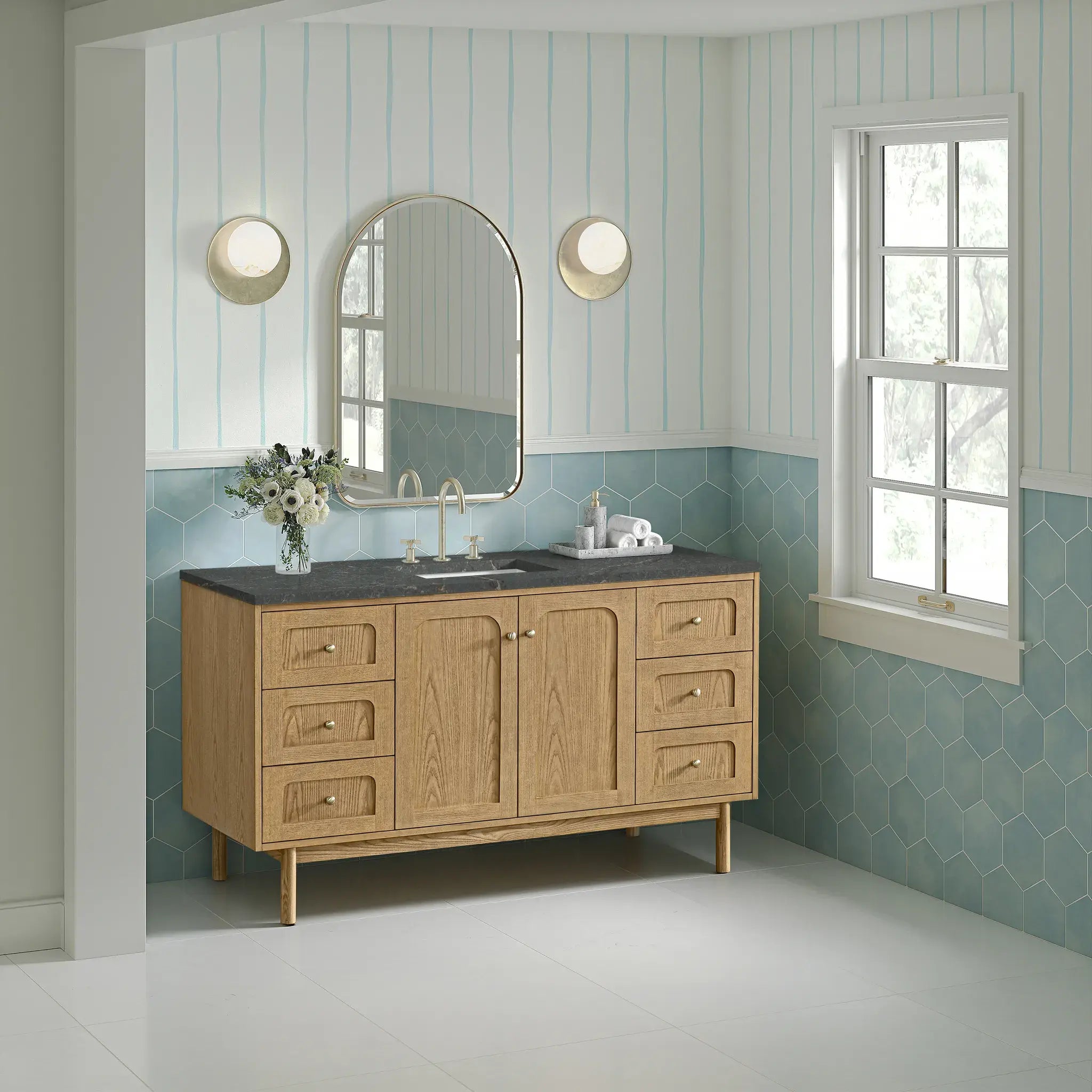 60" Laurent Single Vanity in Light Natural Oak-Parisien Bleu Silestone-8" Widespread image 5