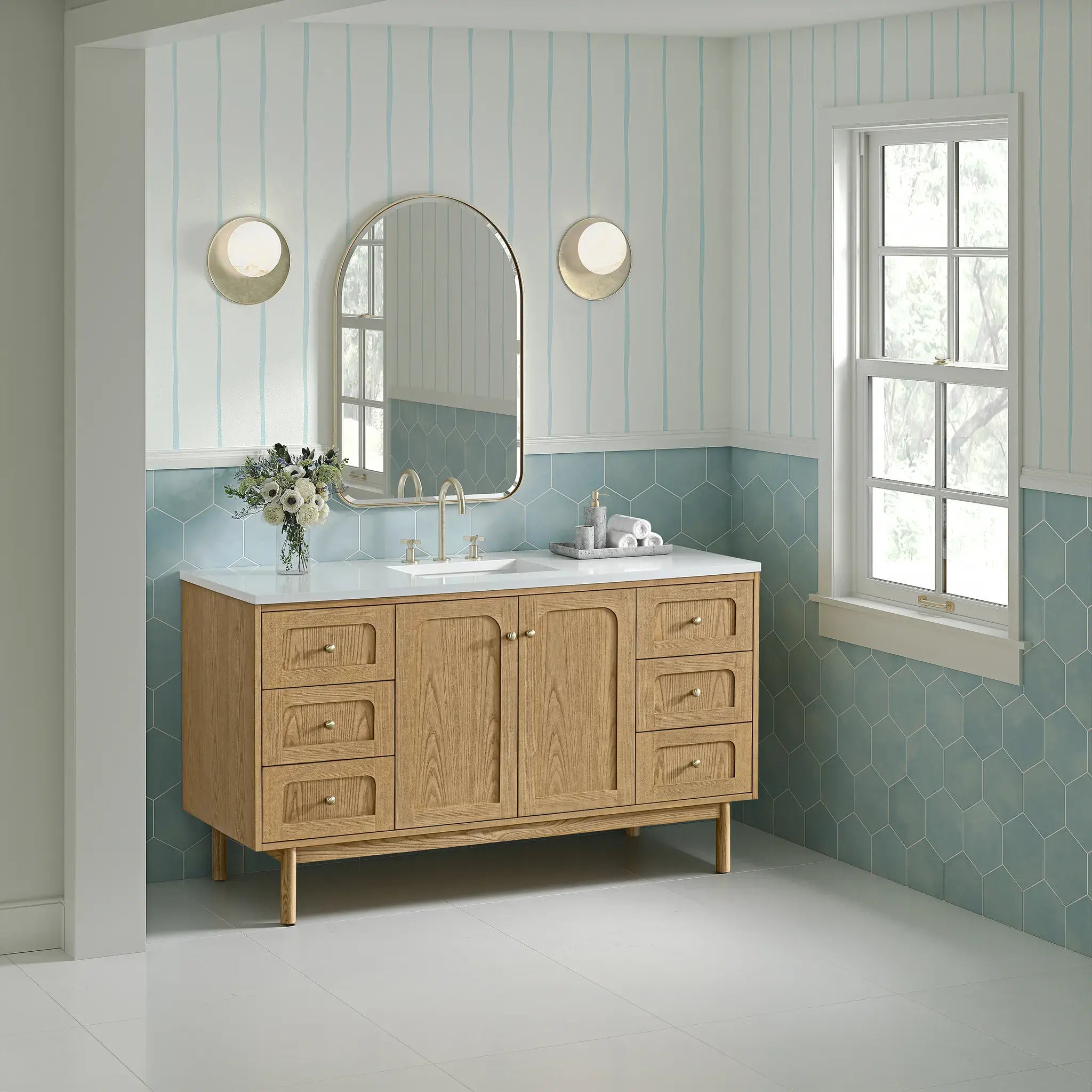 60" Laurent Single Vanity in Light Natural Oak-White Zeus Silestone-8" Widespread image 5