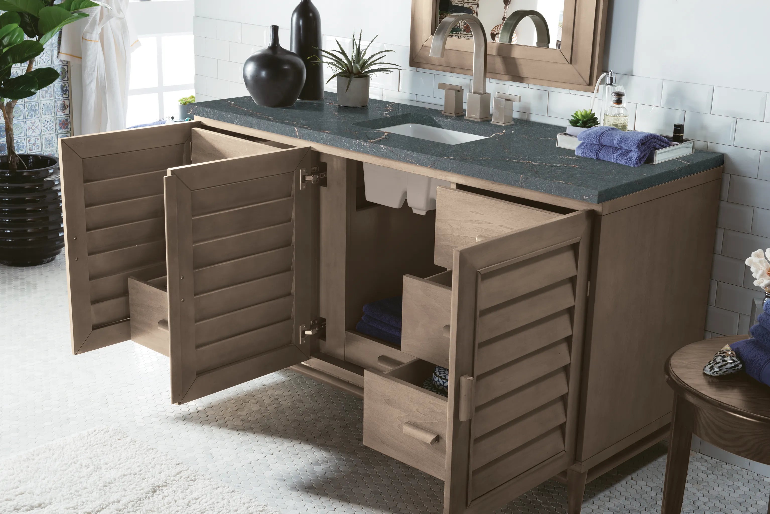 60" Portland Single Vanity in Whitewashed Walnut-Parisien Bleu Silestone-8" Widespread image 3