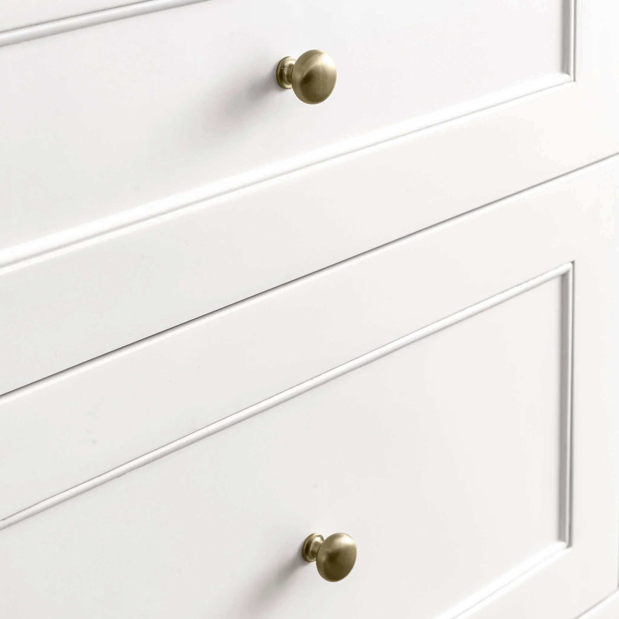 breckenridge-48-single-vanity-in-bright-white-w-freepower-wireless-charger-by-james-martin-vanities-siberian-silestone image 9