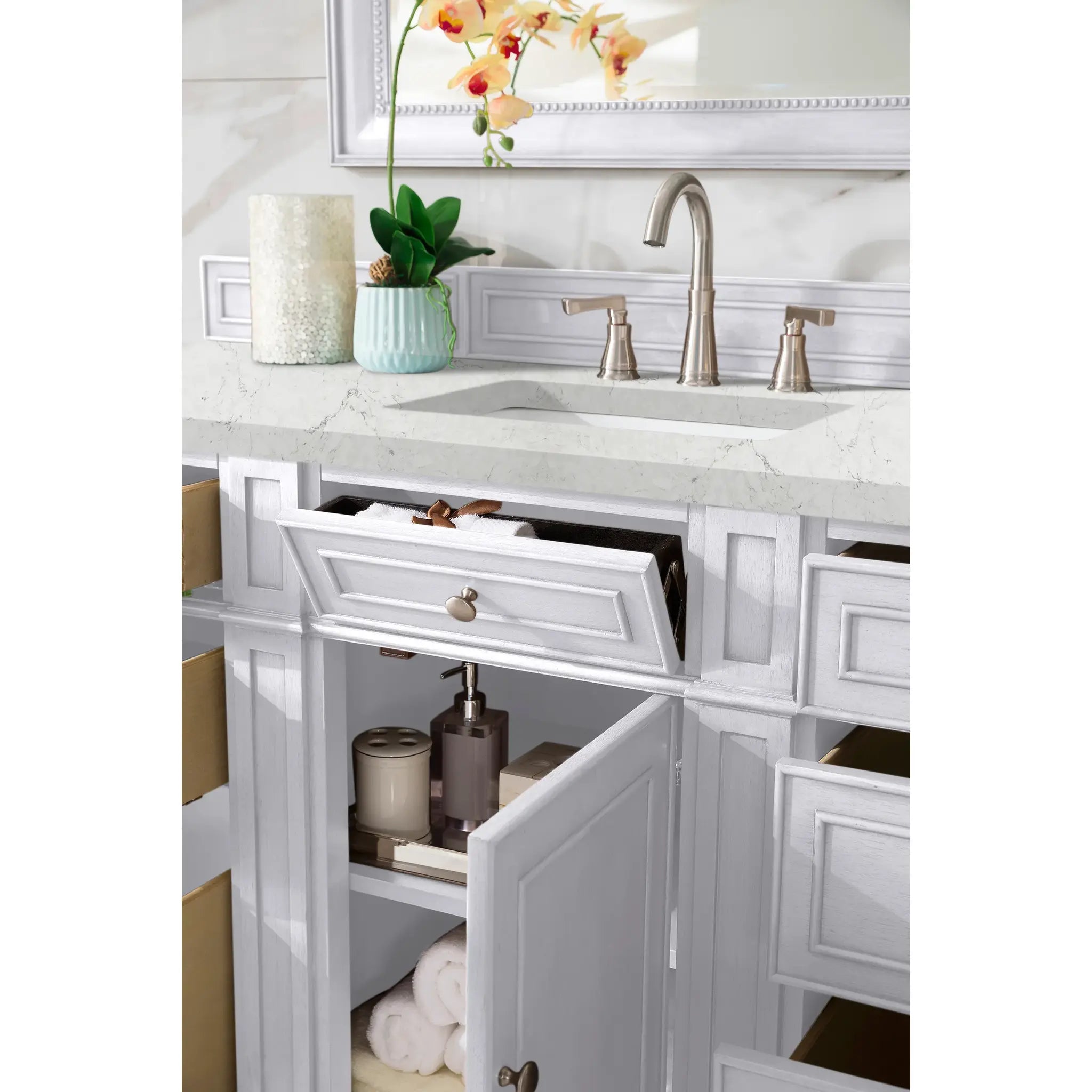 Bristol 60" Single Vanity in Bright White Wireless Charger-Eternal Jasmine Pearl Silestone-8" Widespread image 6