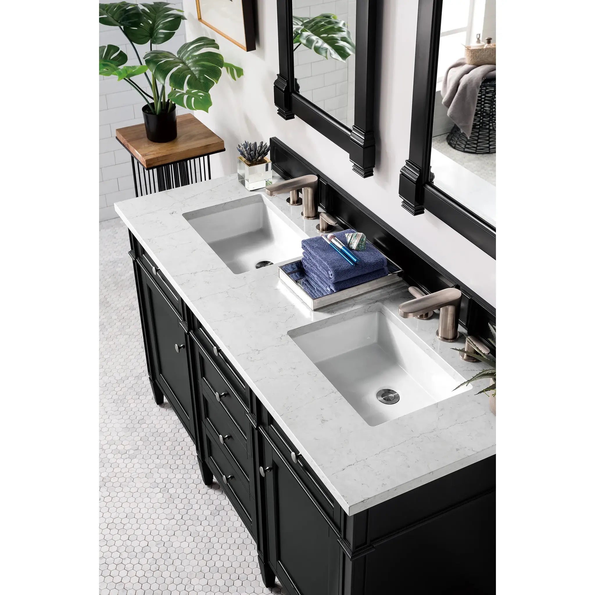 Brittany 60" Double Vanity in Black Onyx Wireless Charger-Eternal Jasmine Pearl Silestone-8" Widespread image 5